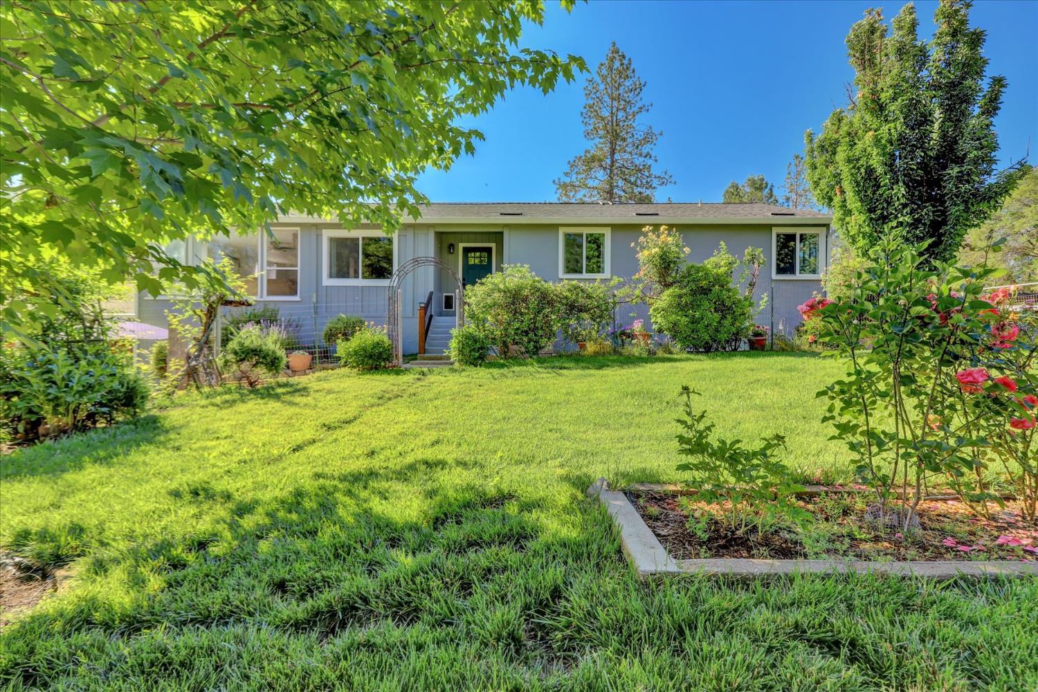 Nevada City, California, 95959, United States, 3 Bedrooms Bedrooms, ,2 BathroomsBathrooms,Residential,For Sale,1975020