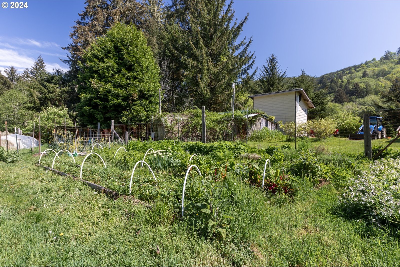 8718 LOGSDEN RD, Siletz, Oregon, 97380, United States, 1 Bedroom Bedrooms, ,1 BathroomBathrooms,Residential,For Sale,8718 LOGSDEN RD,1537213