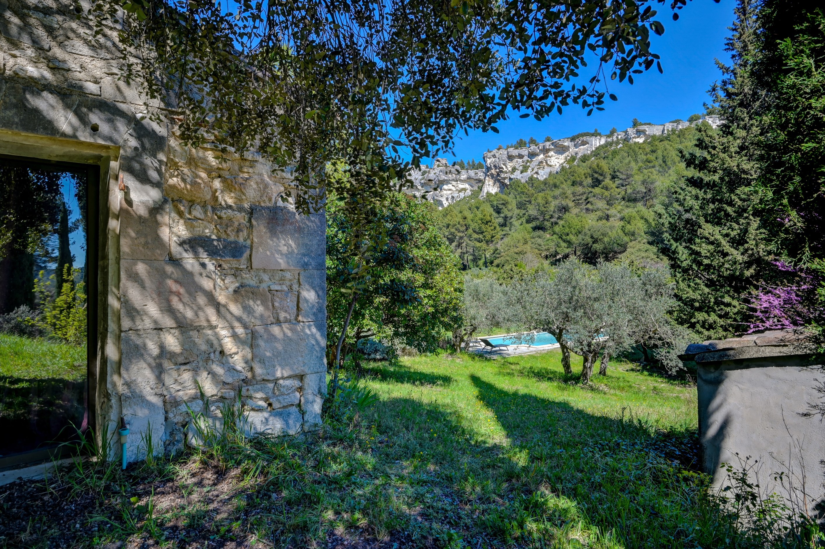  Exclusive. Authentic and charming property located in Les Baux-de-Provence - 物件實景