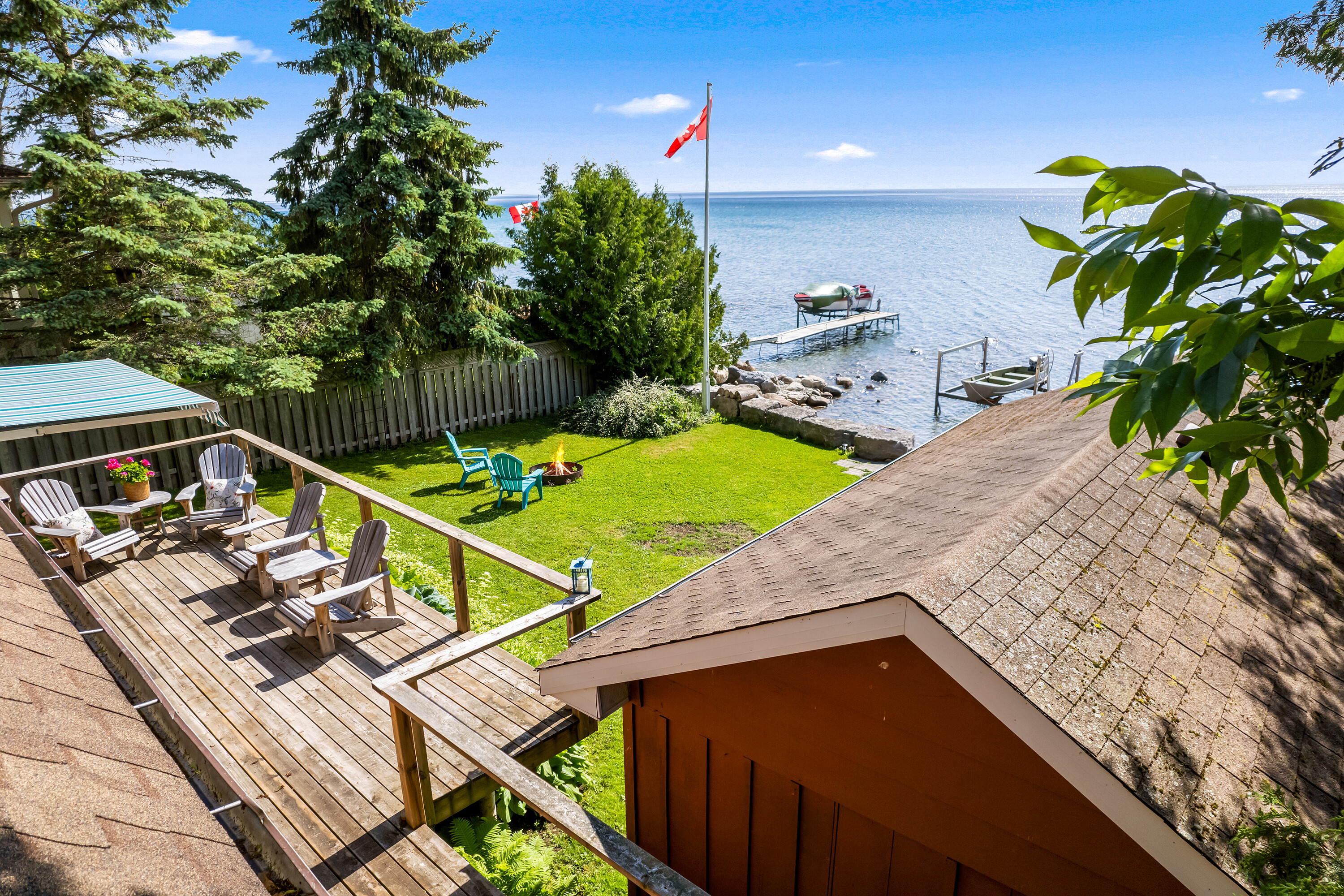  Year-Round Waterfront Cottage - 物件實景