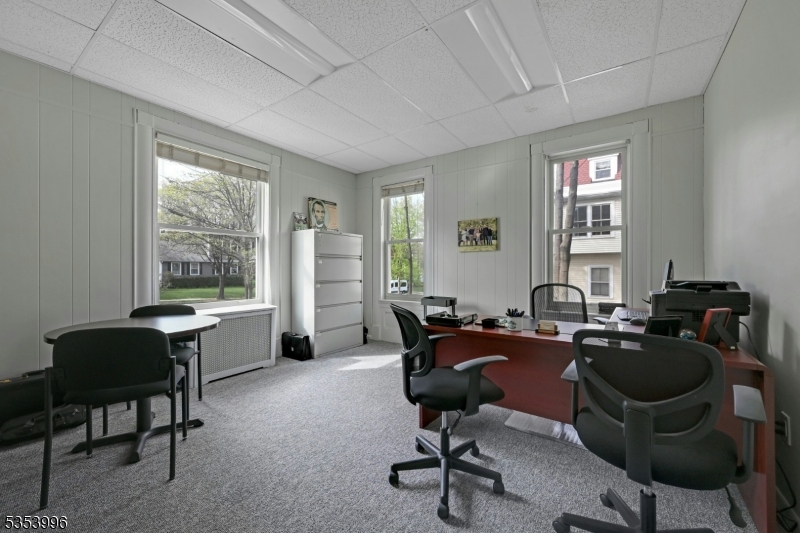 Montclair Twp., New Jersey, 07042, United States, ,Residential,For Sale,1989537