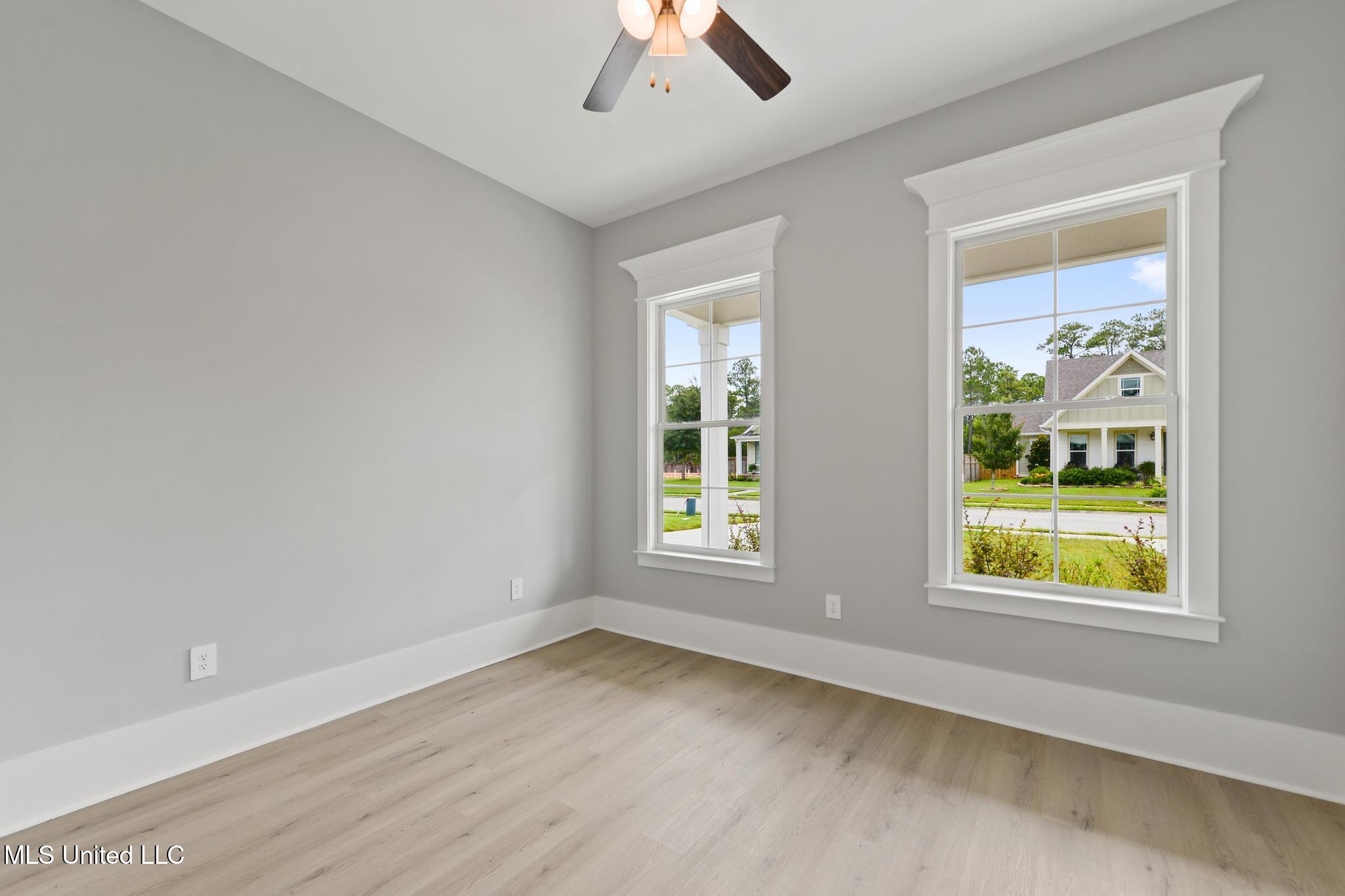 Gulfport, Mississippi, 39503, United States, 3 Bedrooms Bedrooms, ,2 BathroomsBathrooms,Residential,For Sale,1784044