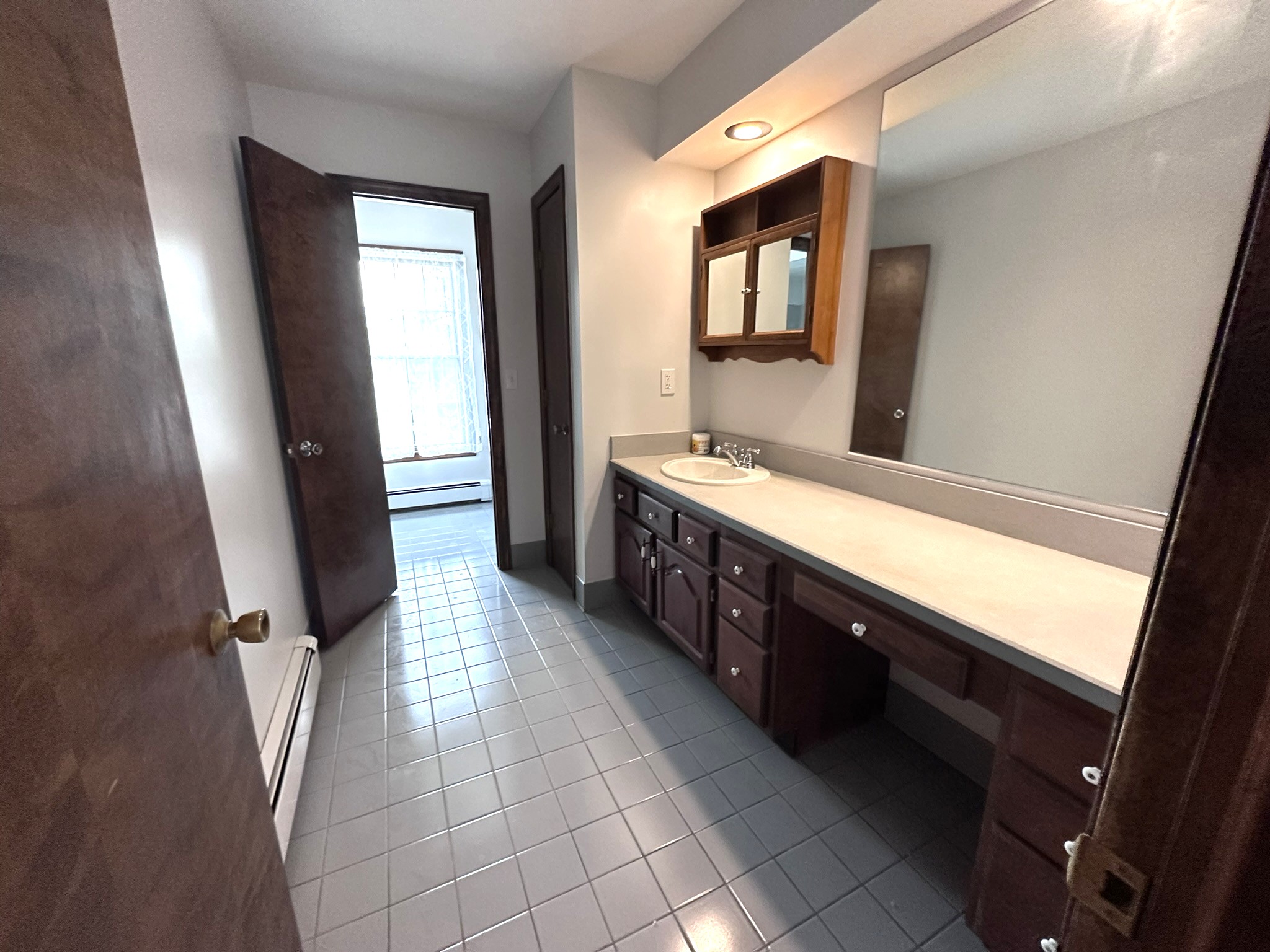 Boonton, New Jersey, 07005, United States, 4 Bedrooms Bedrooms, ,4 BathroomsBathrooms,Residential,For Sale,1990239