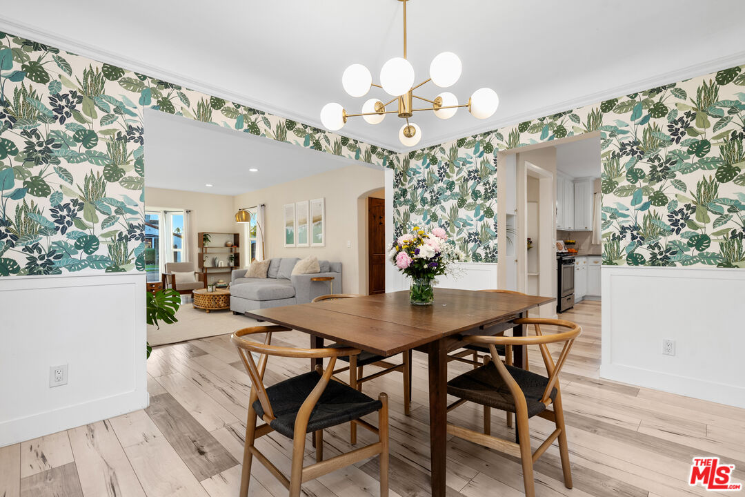 Inglewood, California, 90305, United States, 4 Bedrooms Bedrooms, ,3 BathroomsBathrooms,Residential,For Sale,2003148