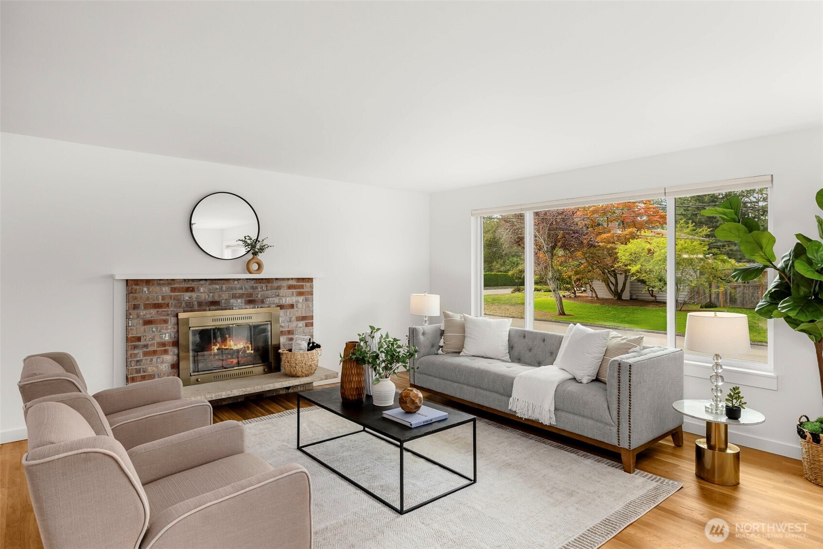 Bellevue, Washington, 98008, United States, 5 Bedrooms Bedrooms, ,2 BathroomsBathrooms,Residential,For Sale,1941781