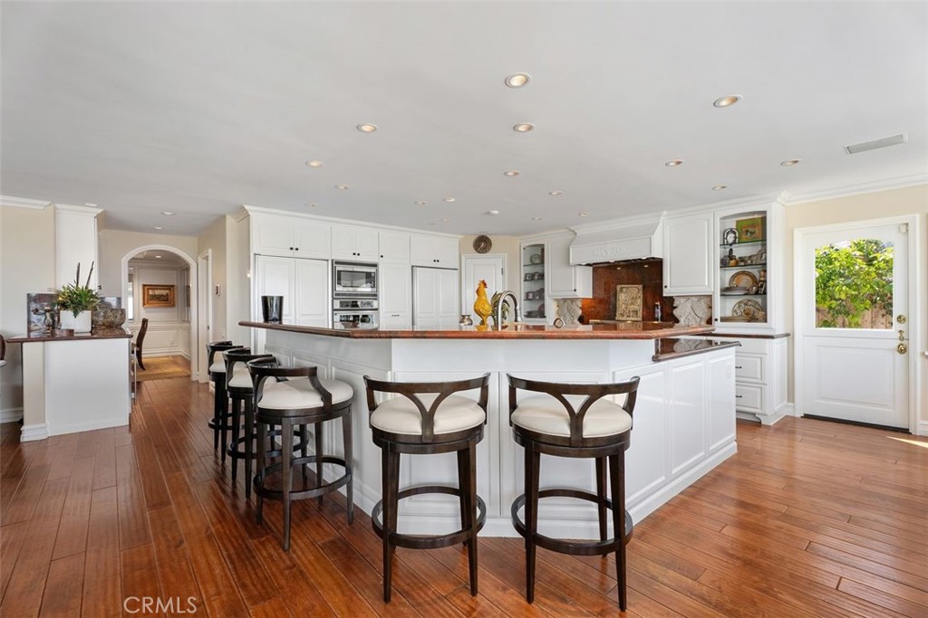 Corona del Mar, California, 92625, United States, 5 Bedrooms Bedrooms, ,5 BathroomsBathrooms,Residential,For Sale,1918419