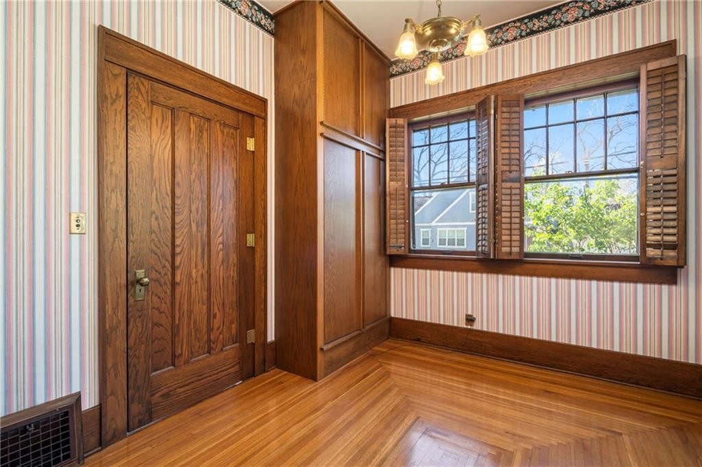 Siloam Springs, Arkansas, 72761, United States, 5 Bedrooms Bedrooms, ,3 BathroomsBathrooms,Residential,For Sale,1984286