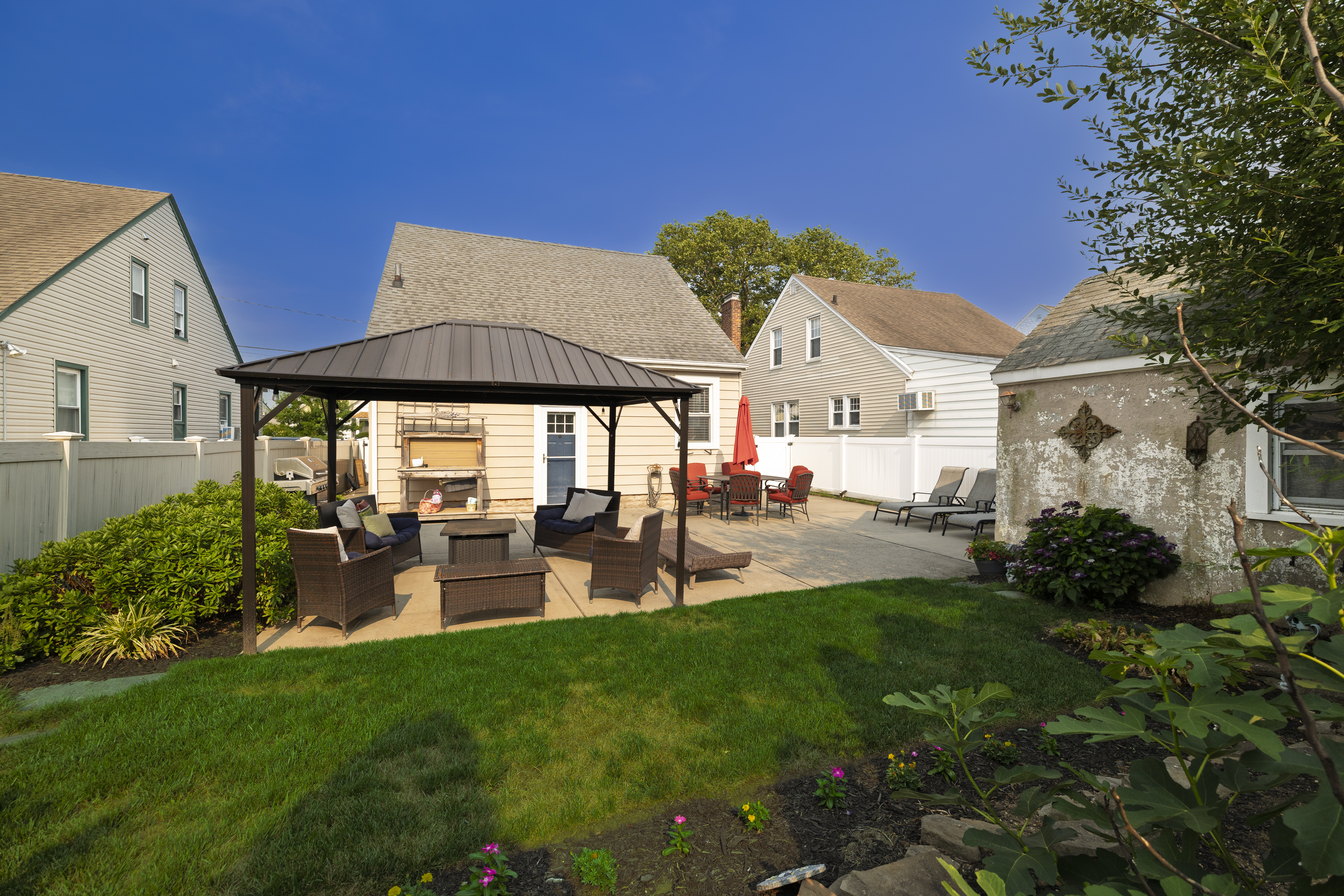  43 Devon Street, Malverne, NY, 11565 - 物件實景
