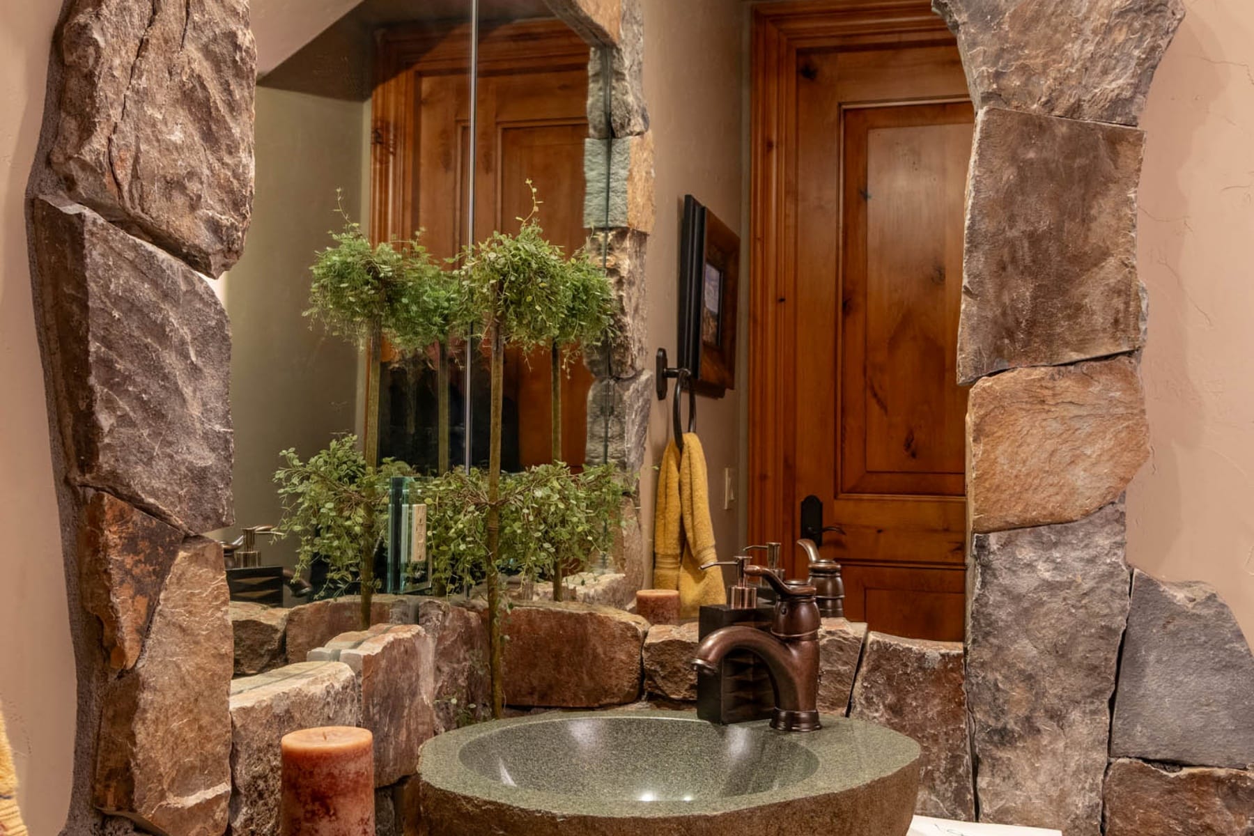  23098 Watercourse Way Bend, OR 97701 - 物件實景