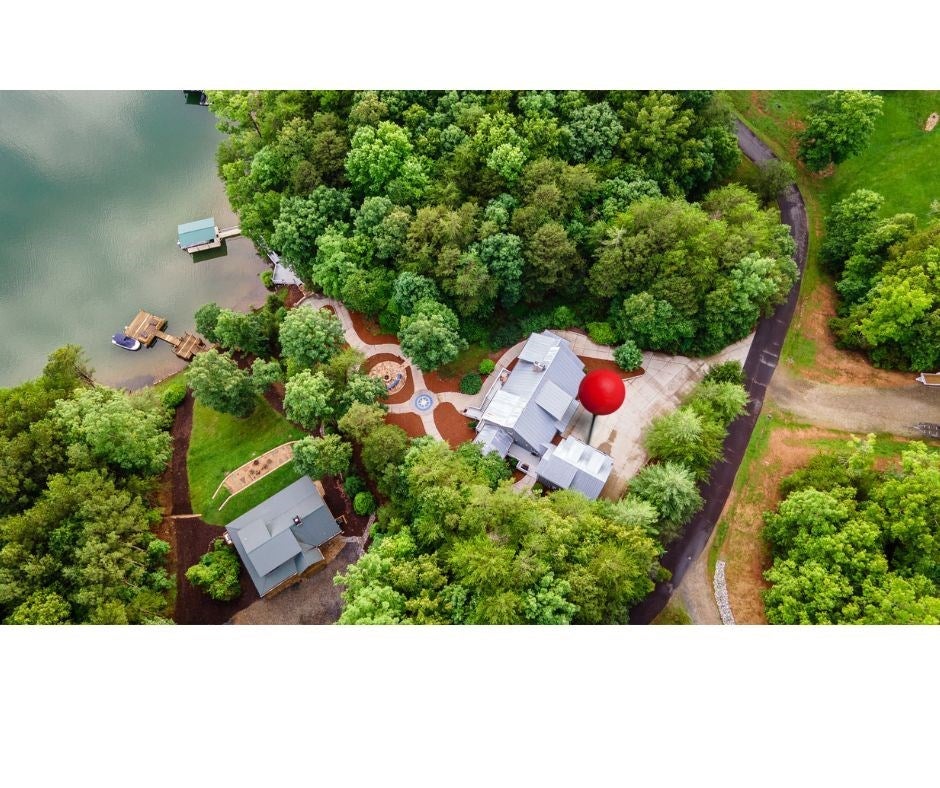 Blairsville, Georgia, 30512, United States, 5 Bedrooms Bedrooms, ,6 BathroomsBathrooms,Residential,For Sale,1901332