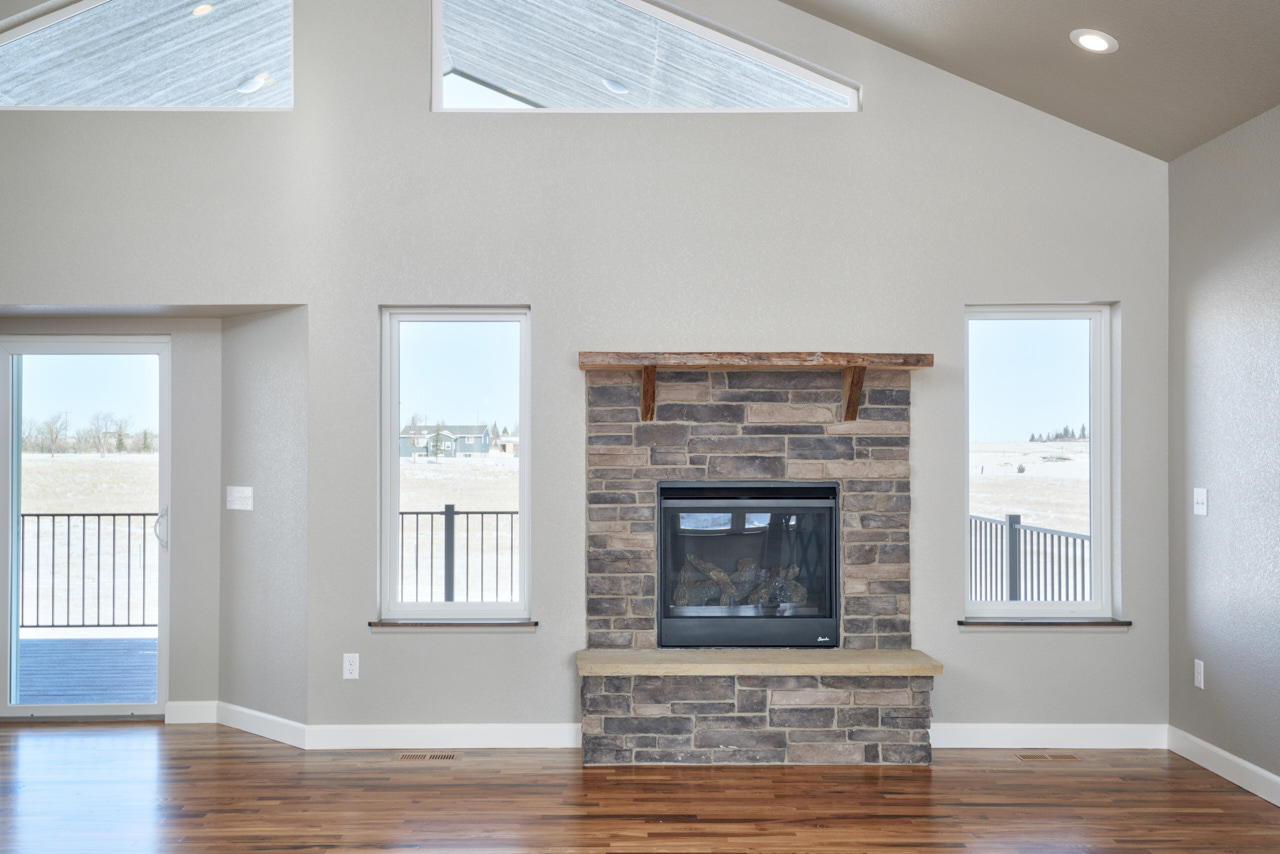 Cheyenne, Wyoming, 82009, United States, 3 Bedrooms Bedrooms, ,2 BathroomsBathrooms,Residential,For Sale,1982343