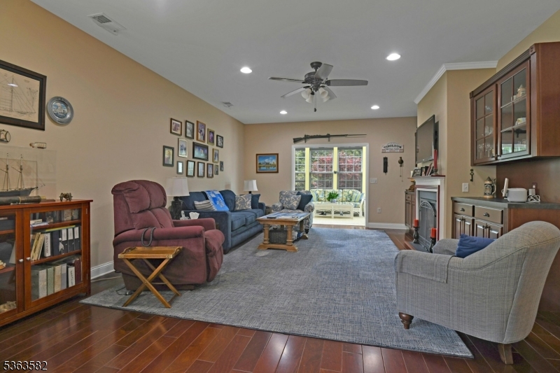 Jackson Twp., New Jersey, 08527, United States, 3 Bedrooms Bedrooms, ,2 BathroomsBathrooms,Residential,For Sale,1849721