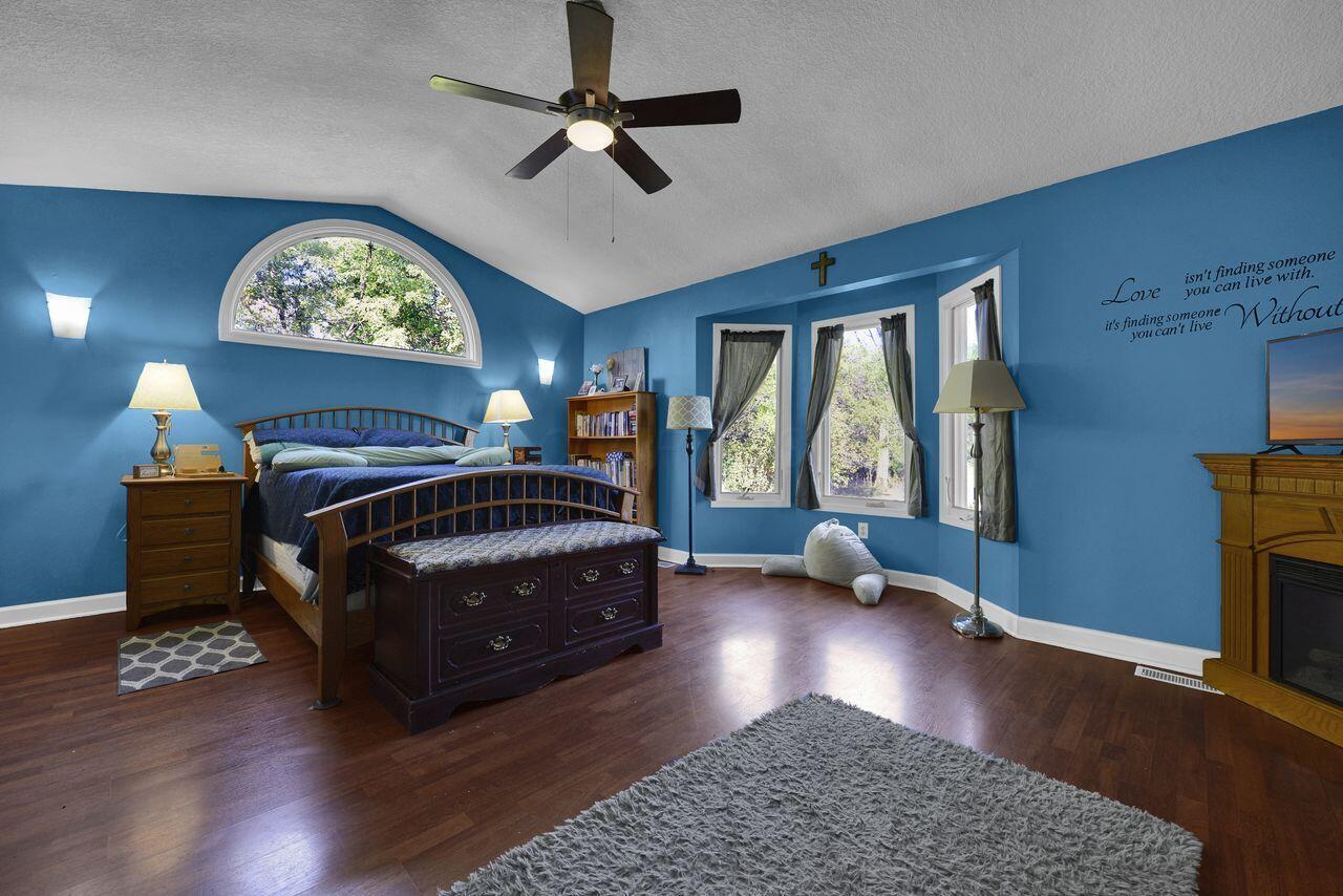 Granville, Ohio, 43023, United States, 5 Bedrooms Bedrooms, ,3 BathroomsBathrooms,Residential,For Sale,1970810