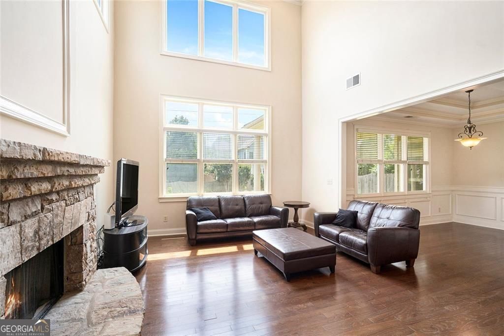 Smyrna, Georgia, 30082, United States, 4 Bedrooms Bedrooms, ,3 BathroomsBathrooms,Residential,For Sale,1899932