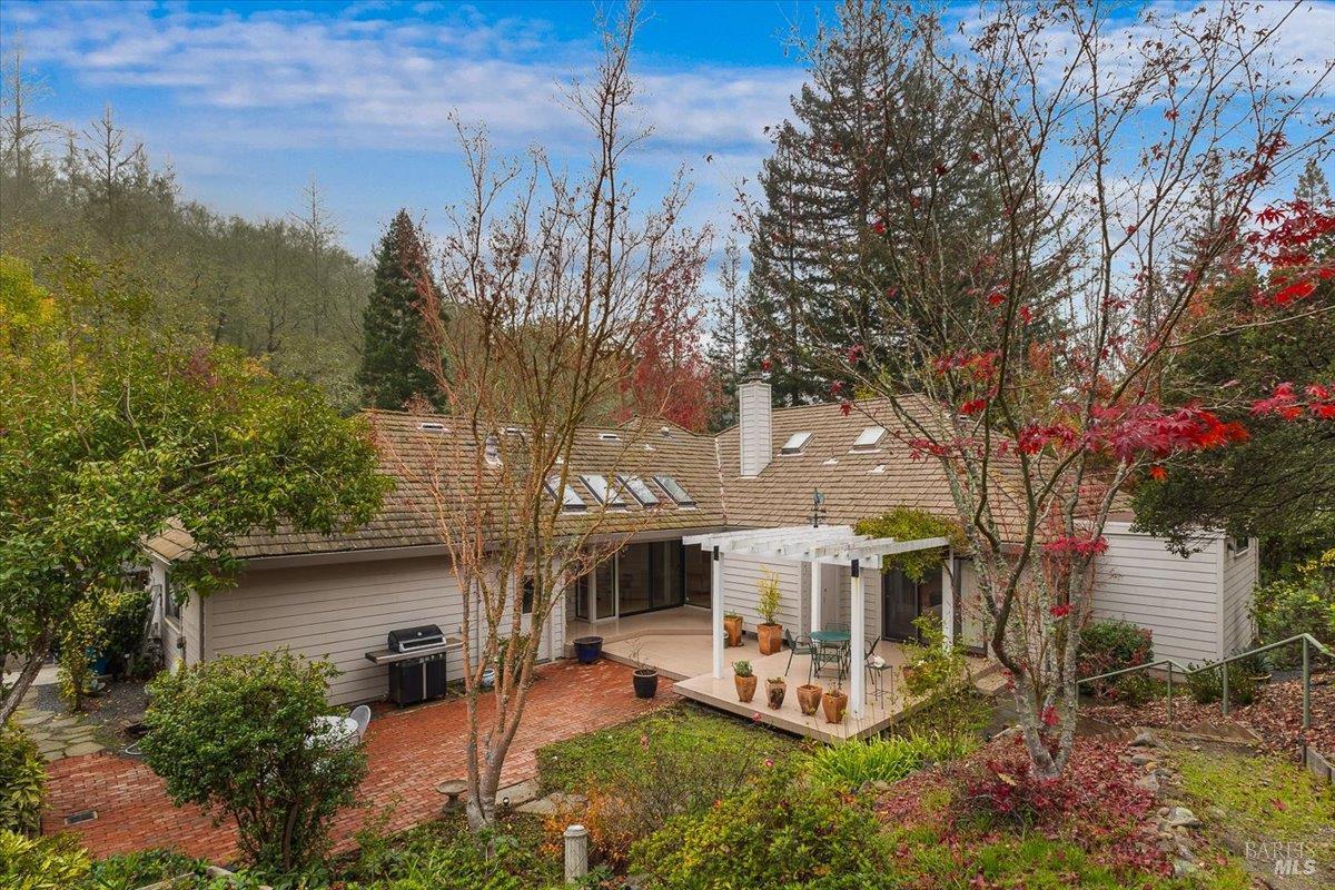 Santa Rosa, California, 95409, United States, 3 Bedrooms Bedrooms, ,2 BathroomsBathrooms,Residential,For Sale,2006372