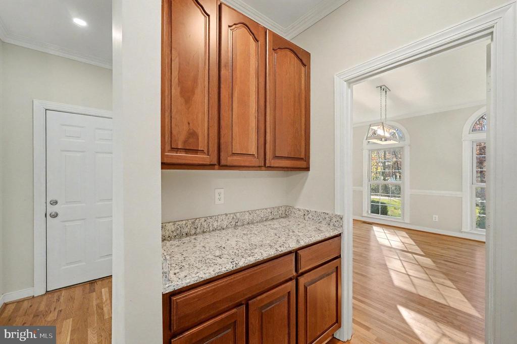 Fredericksburg, Virginia, 22407, United States, 4 Bedrooms Bedrooms, ,3 BathroomsBathrooms,Residential,For Sale,1991139