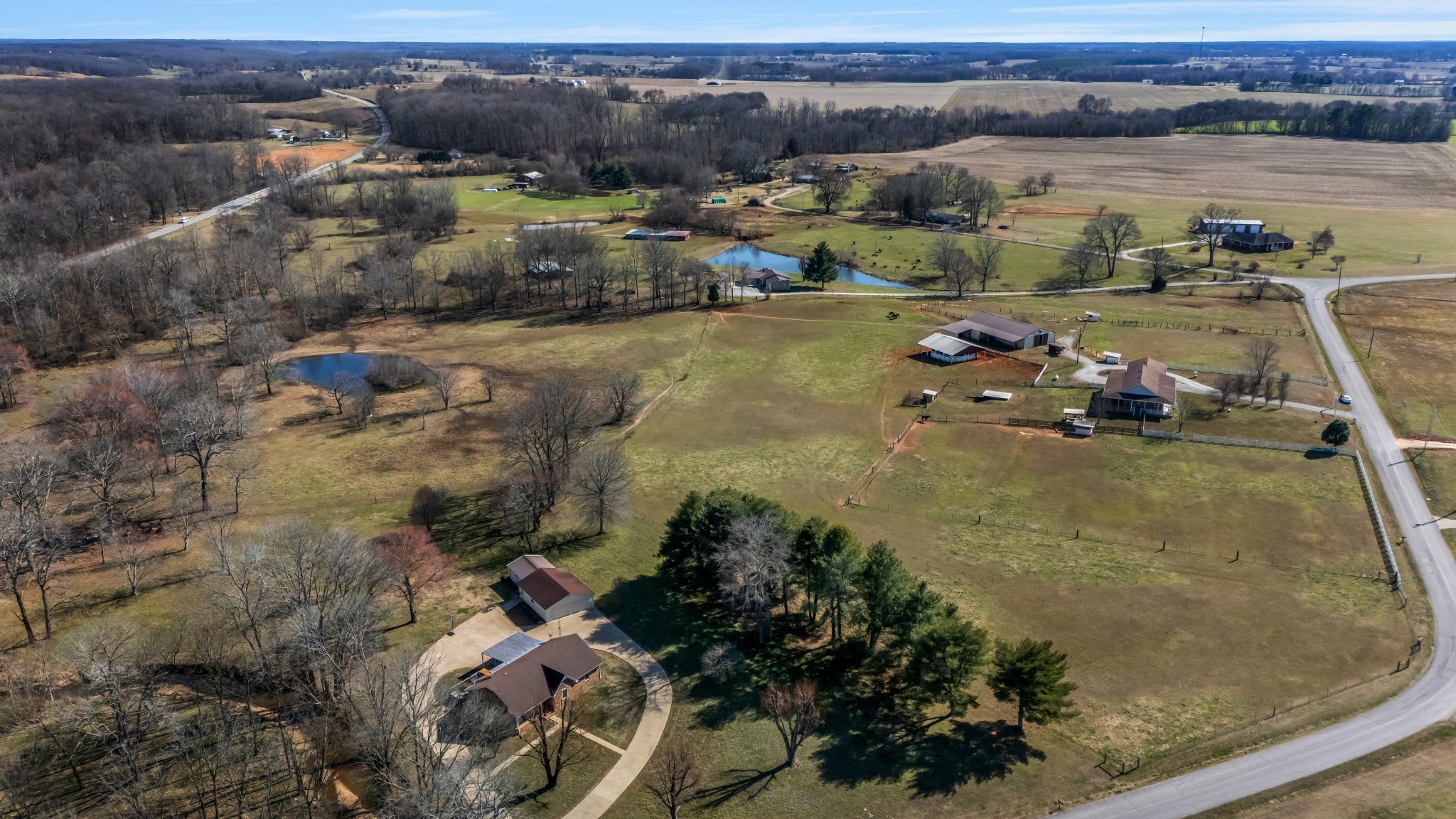 Lawrenceburg, Tennessee, 38464, United States, 3 Bedrooms Bedrooms, ,2 BathroomsBathrooms,Residential,For Sale,1940274
