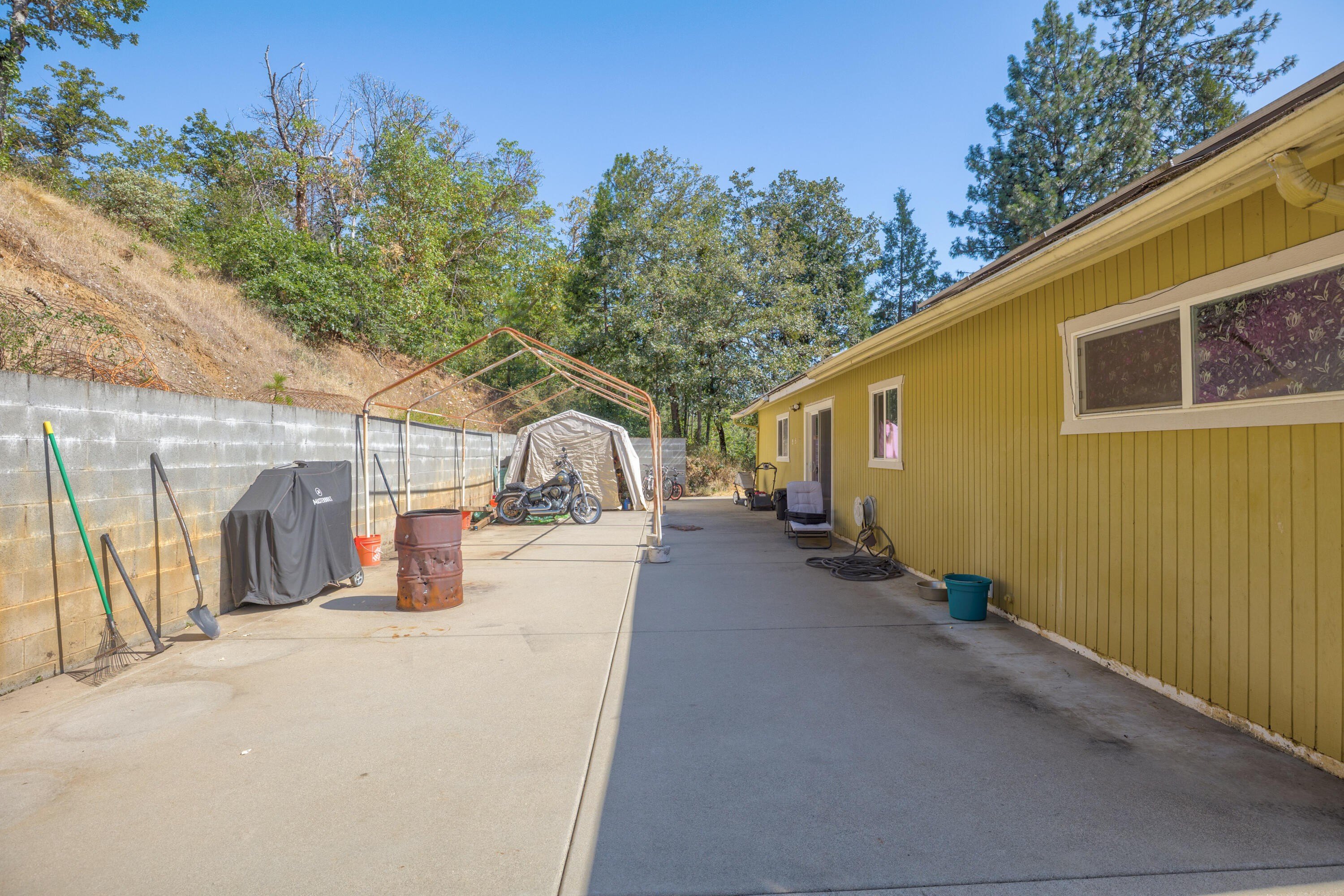 Williams, Oregon, 97544, United States, 3 Bedrooms Bedrooms, ,2 BathroomsBathrooms,Residential,For Sale,1983882