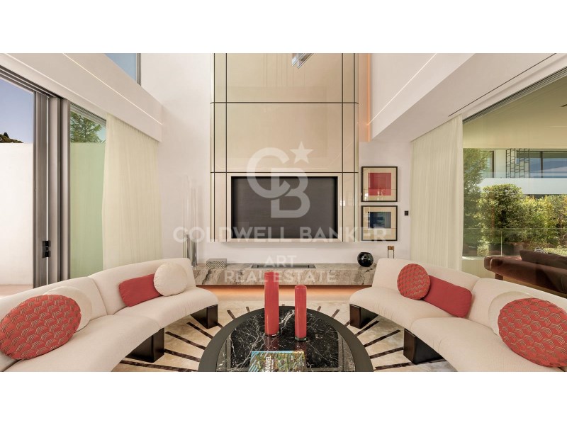 M?laga, Marbella, Nag?eles-Milla de Oro M?laga, Ma, Marbella, Andalusia, ES, 4 Bedrooms Bedrooms, ,4 BathroomsBathrooms,Residential,For Sale,M?laga, Marbella, Nag?eles-Milla de Oro M?laga, Ma,1647020