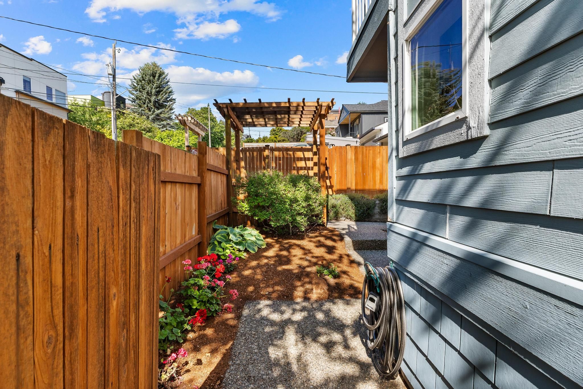 2400 West Boston St, Seattle, WA 98199 - 物件實景
