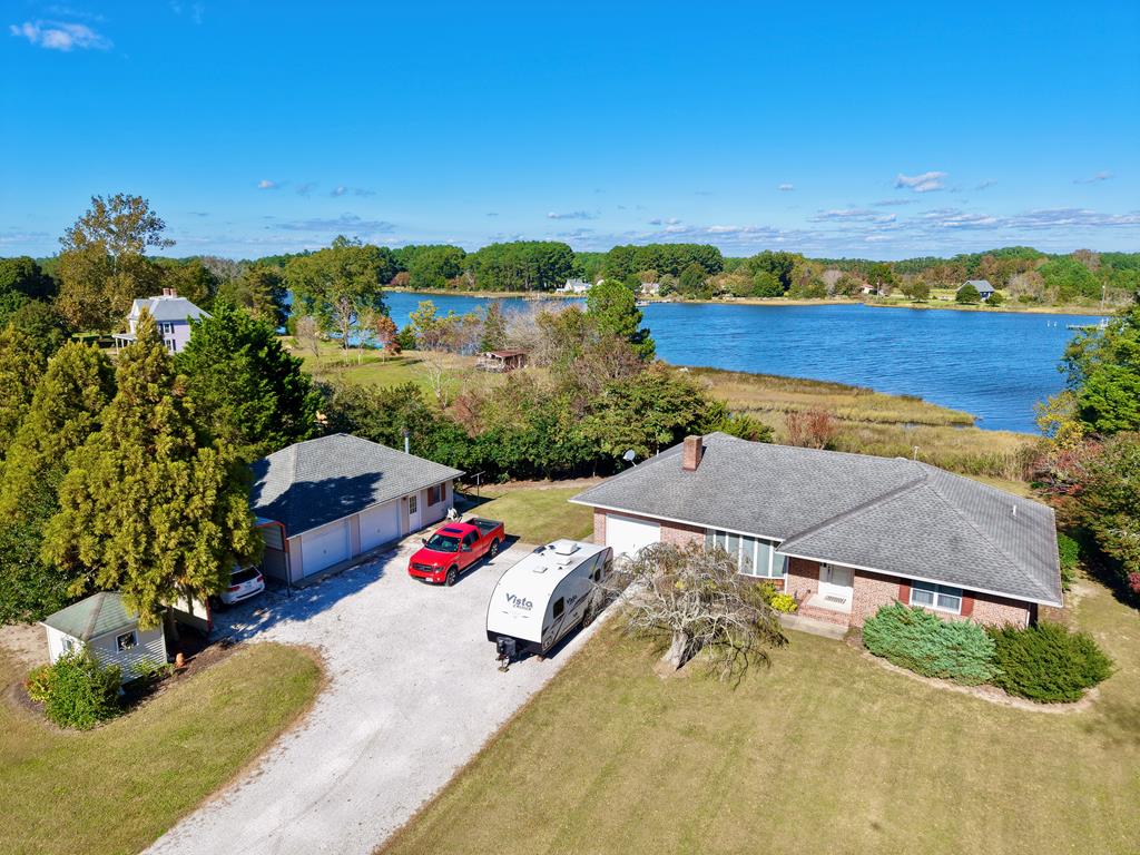 Onancock, Virginia, 23417, United States, 2 Bedrooms Bedrooms, ,2 BathroomsBathrooms,Residential,For Sale,1971701