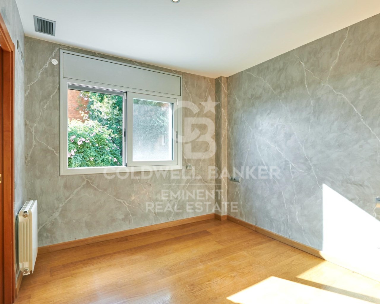 Barcelona, Catalonia, ES, 2 Bedrooms Bedrooms, ,2 BathroomsBathrooms,Residential,For Sale,1972733