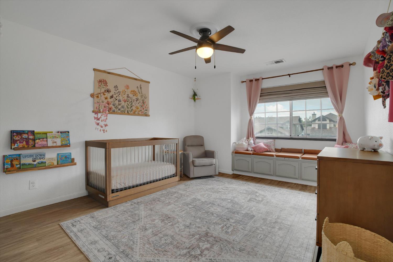 Turlock, California, 95382, United States, 4 Bedrooms Bedrooms, ,3 BathroomsBathrooms,Residential,For Sale,1975222