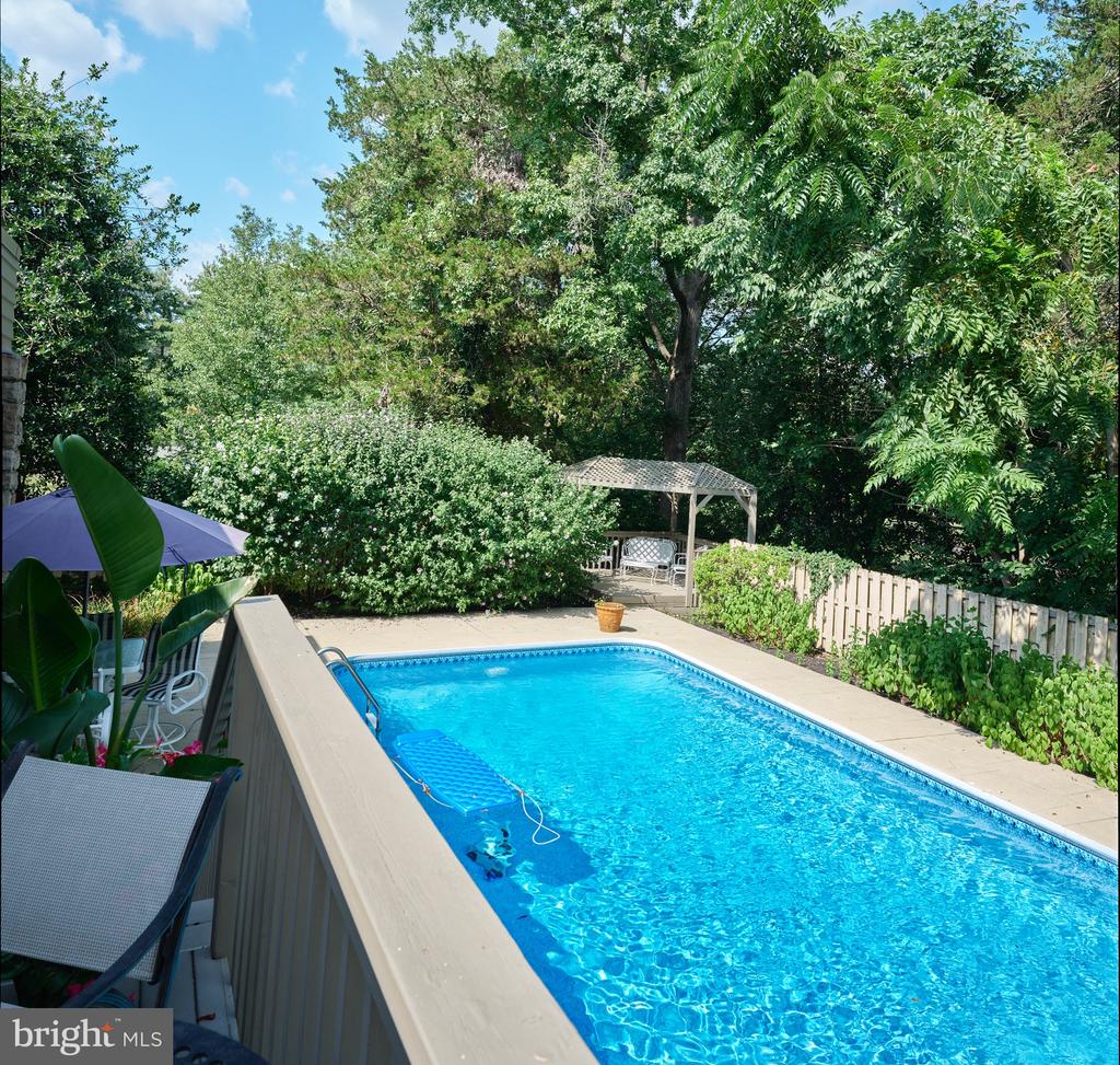 Yardley, Pennsylvania, 19067, United States, 5 Bedrooms Bedrooms, ,5 BathroomsBathrooms,Residential,For Sale,1926265