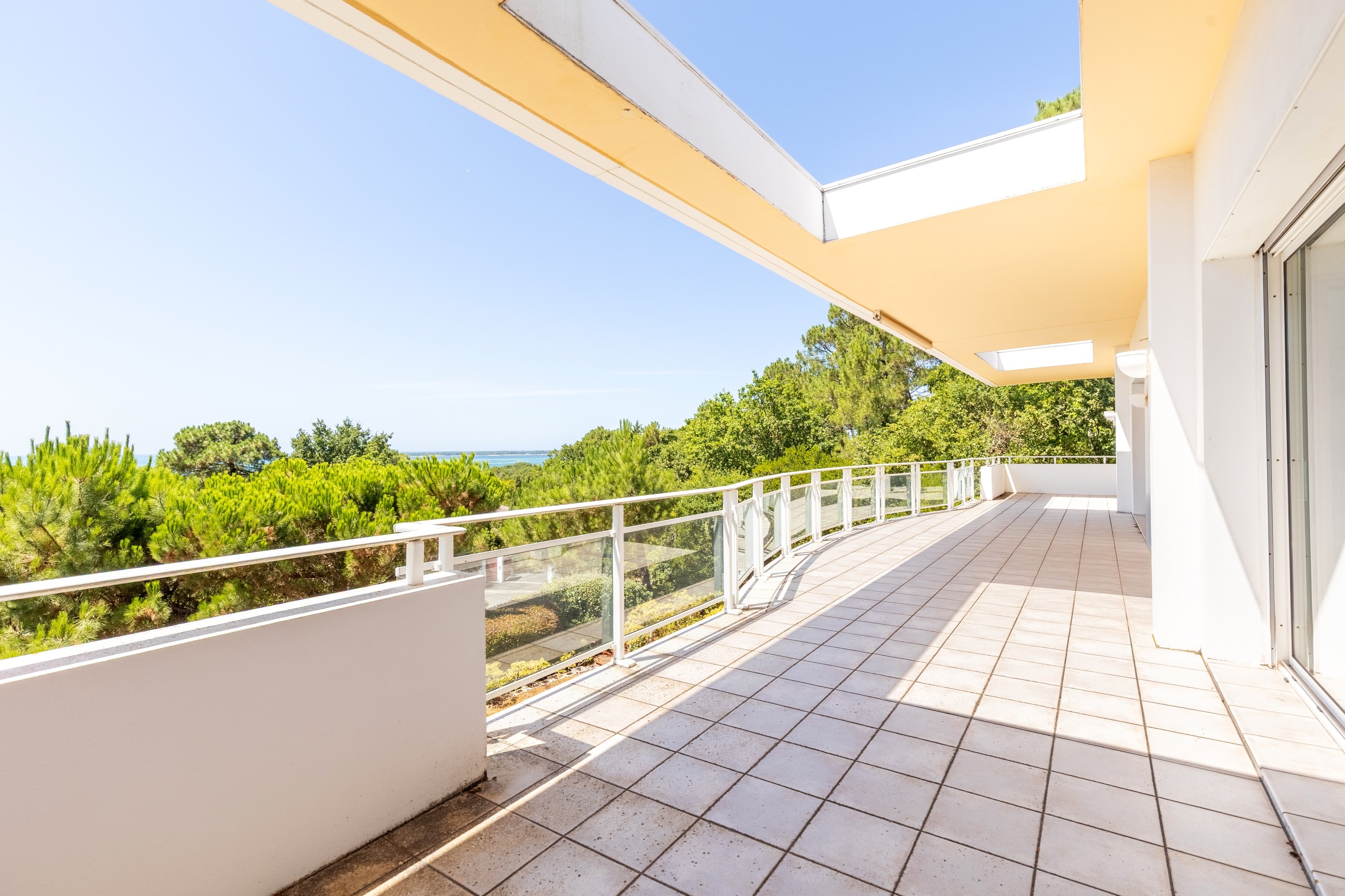  PYLA-SUR-MER – VILLA WITH PANORAMIC VIEWS OVER THE BASSIN D