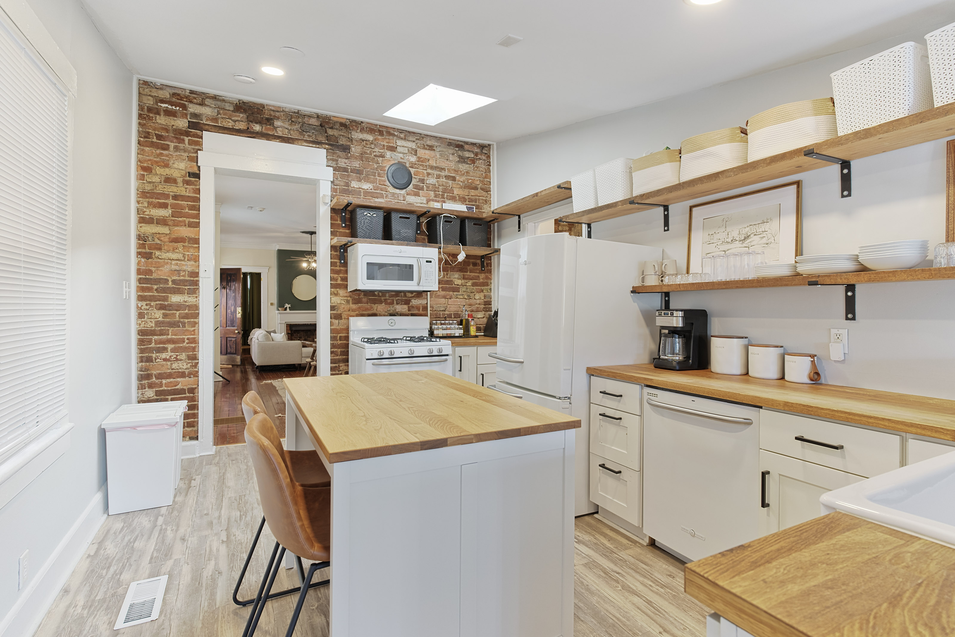  1667 Story Avenue, Louisville, KY 40206 - 物件實景