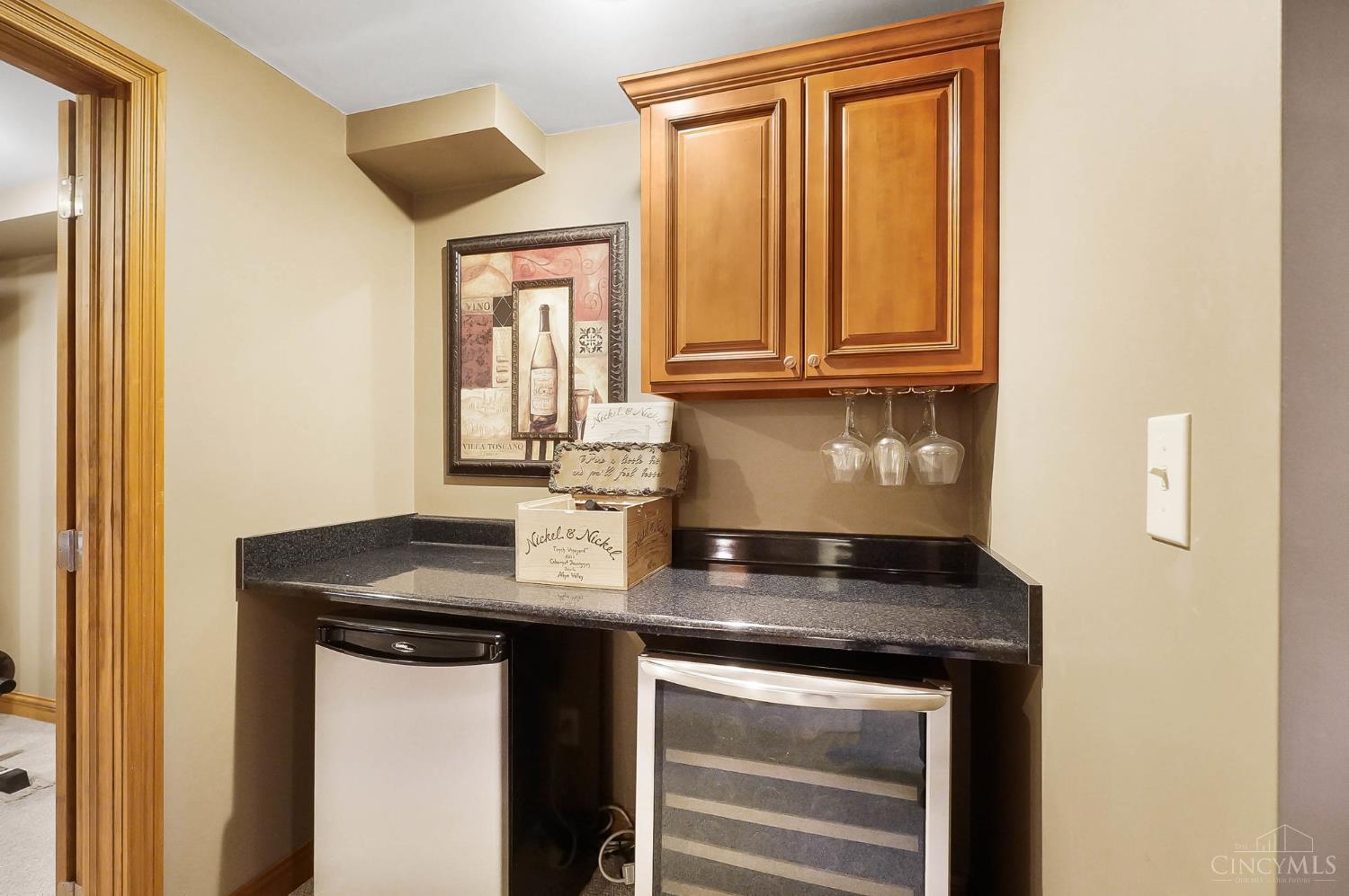 Hamilton, Ohio, 45013, United States, 4 Bedrooms Bedrooms, ,4 BathroomsBathrooms,Residential,For Sale,2000697