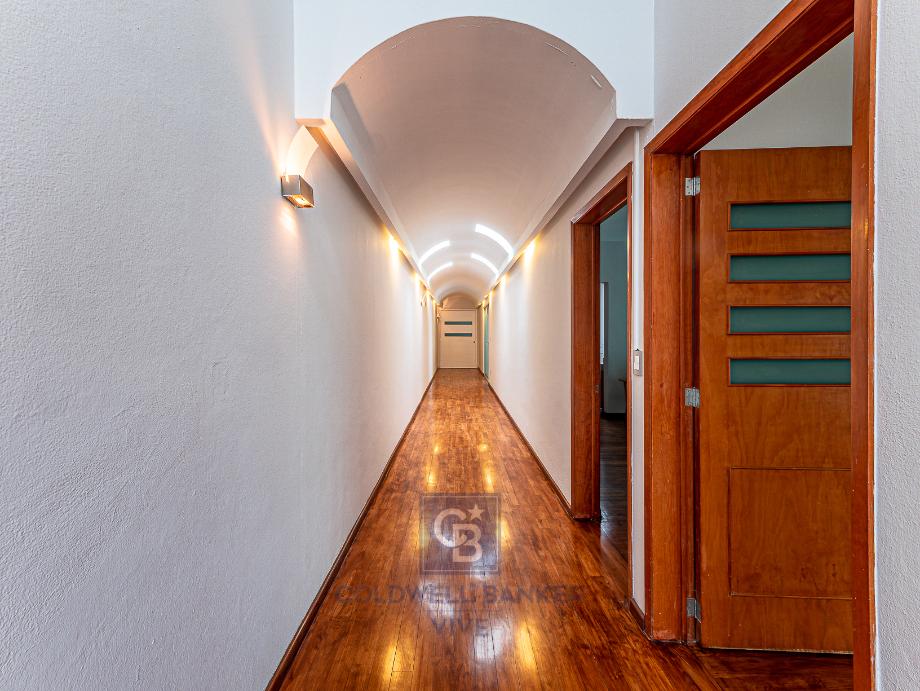 Nogales, Corregidora, Querétaro, 76904, Mexico, 5 Bedrooms Bedrooms, ,6 BathroomsBathrooms,Residential,For Sale,Nogales,1443415