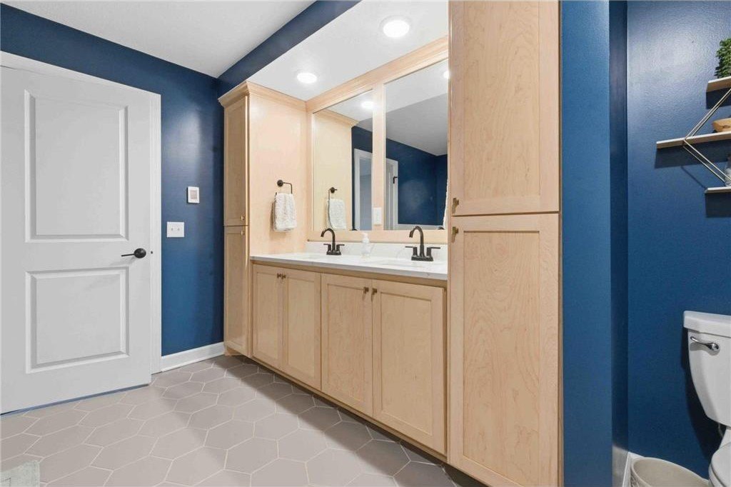 Brainerd, Minnesota, 56401, United States, 4 Bedrooms Bedrooms, ,2 BathroomsBathrooms,Residential,For Sale,1996764