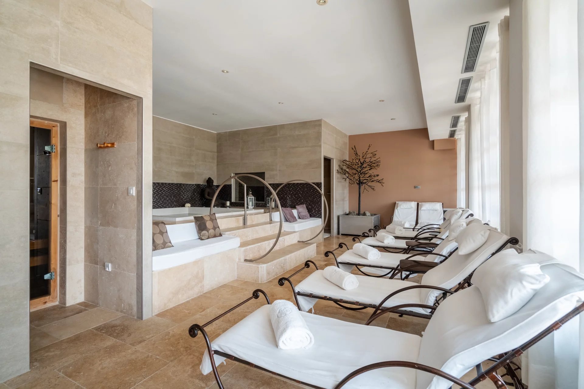 Arles, Provence-Alpes-Côte d’Azur, 13200, FR, ,Residential,For Sale,1987892