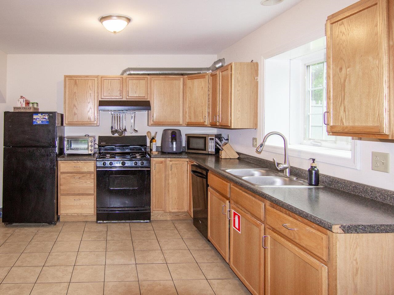 Winooski, Vermont, 05404, United States, 4 Bedrooms Bedrooms, ,3 BathroomsBathrooms,Residential,For Sale,1849618