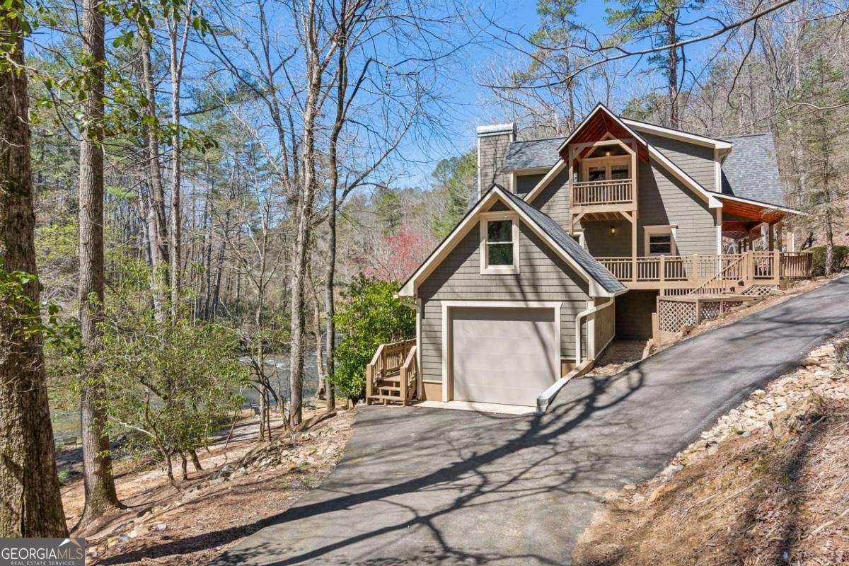 Ellijay, Georgia, 30536, United States, 5 Bedrooms Bedrooms, ,4 BathroomsBathrooms,Residential,For Sale,1880037