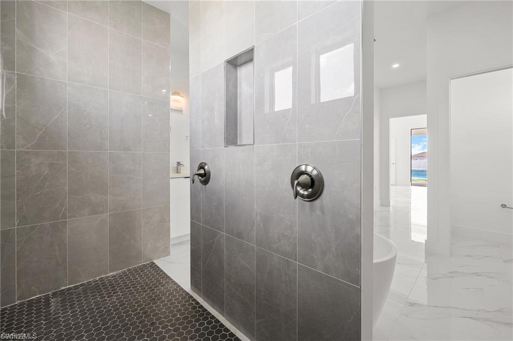 Cape Coral, Florida, 33993, United States, 3 Bedrooms Bedrooms, ,2 BathroomsBathrooms,Residential,For Sale,1906952