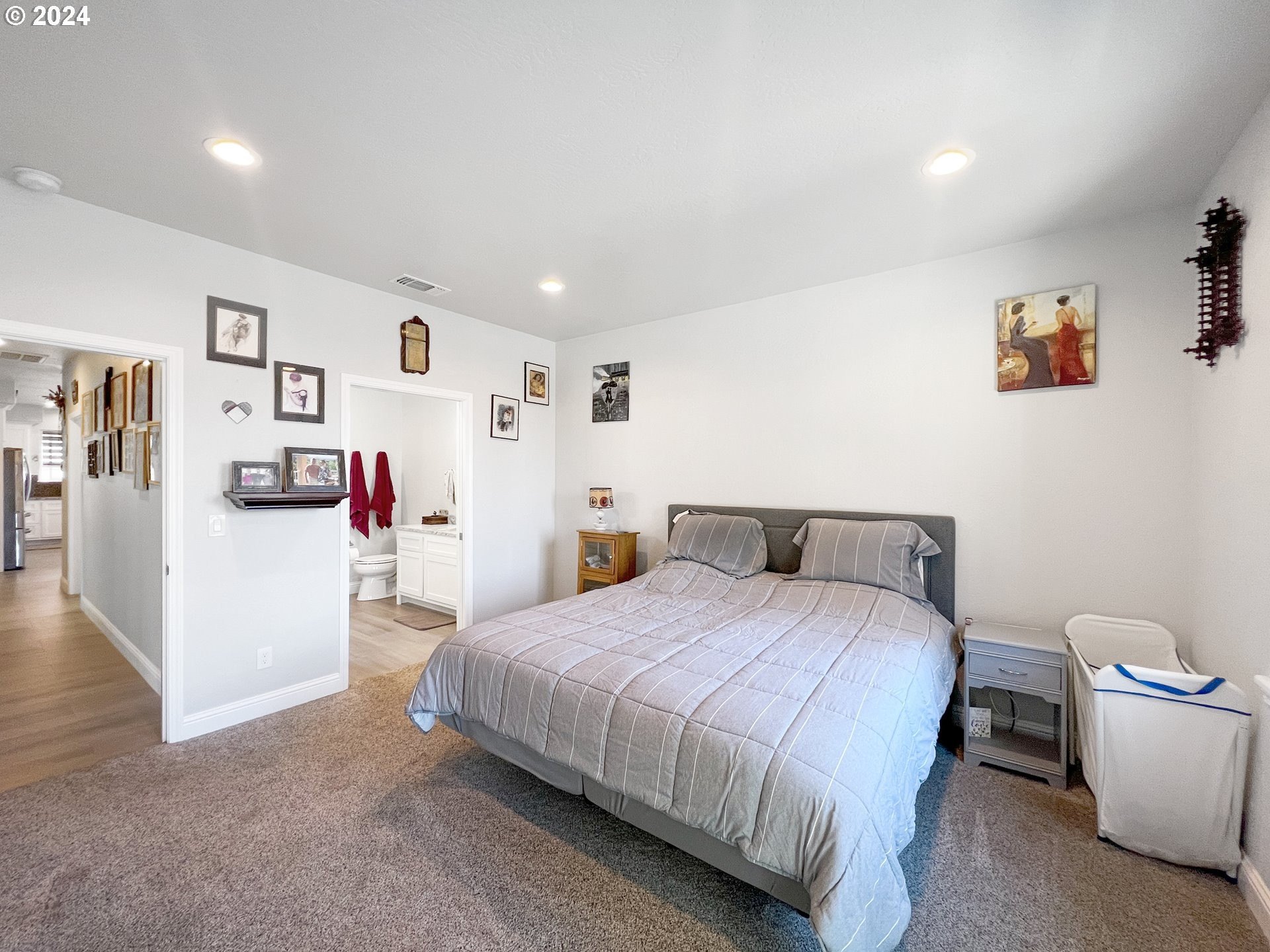Brookings, Oregon, 97415, United States, 3 Bedrooms Bedrooms, ,3 BathroomsBathrooms,Residential,For Sale,1935245