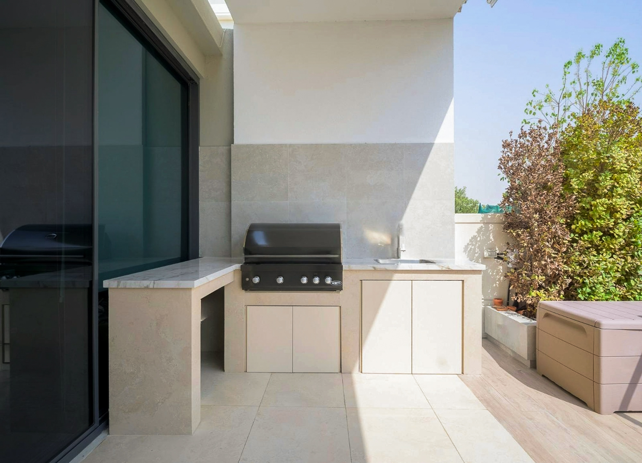  Vast Tilal Al Ghaf Villa with Elegant Upgrades - 物件實景