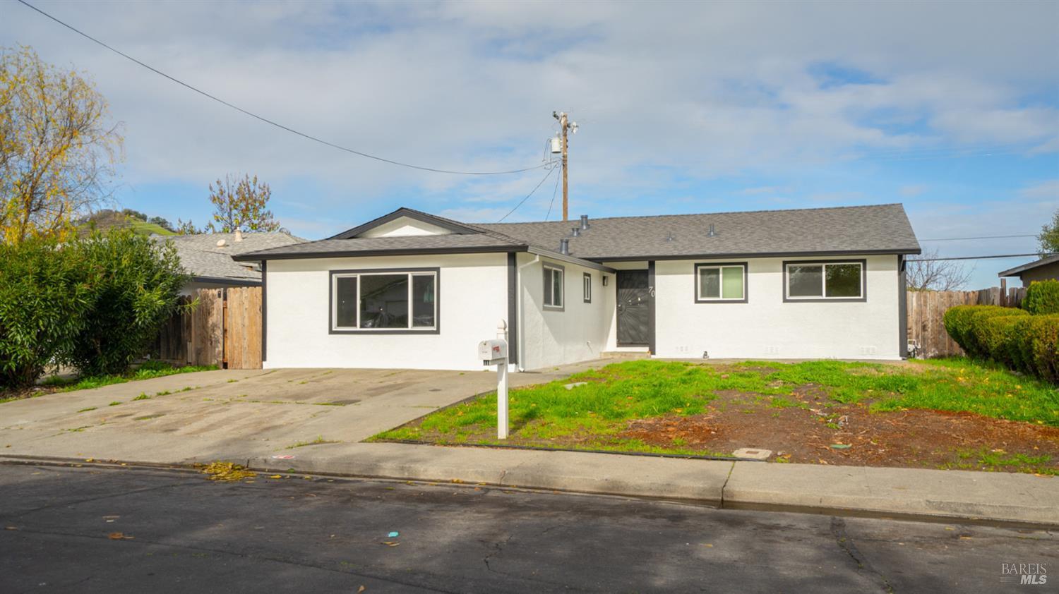 Vacaville, California, 95688, United States, 4 Bedrooms Bedrooms, ,2 BathroomsBathrooms,Residential,For Sale,2008554