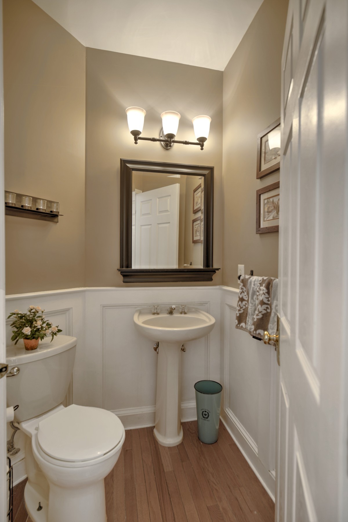  Thoughtfully Designed Living Space Balances Luxury and Everyday Functionality - 物件實景