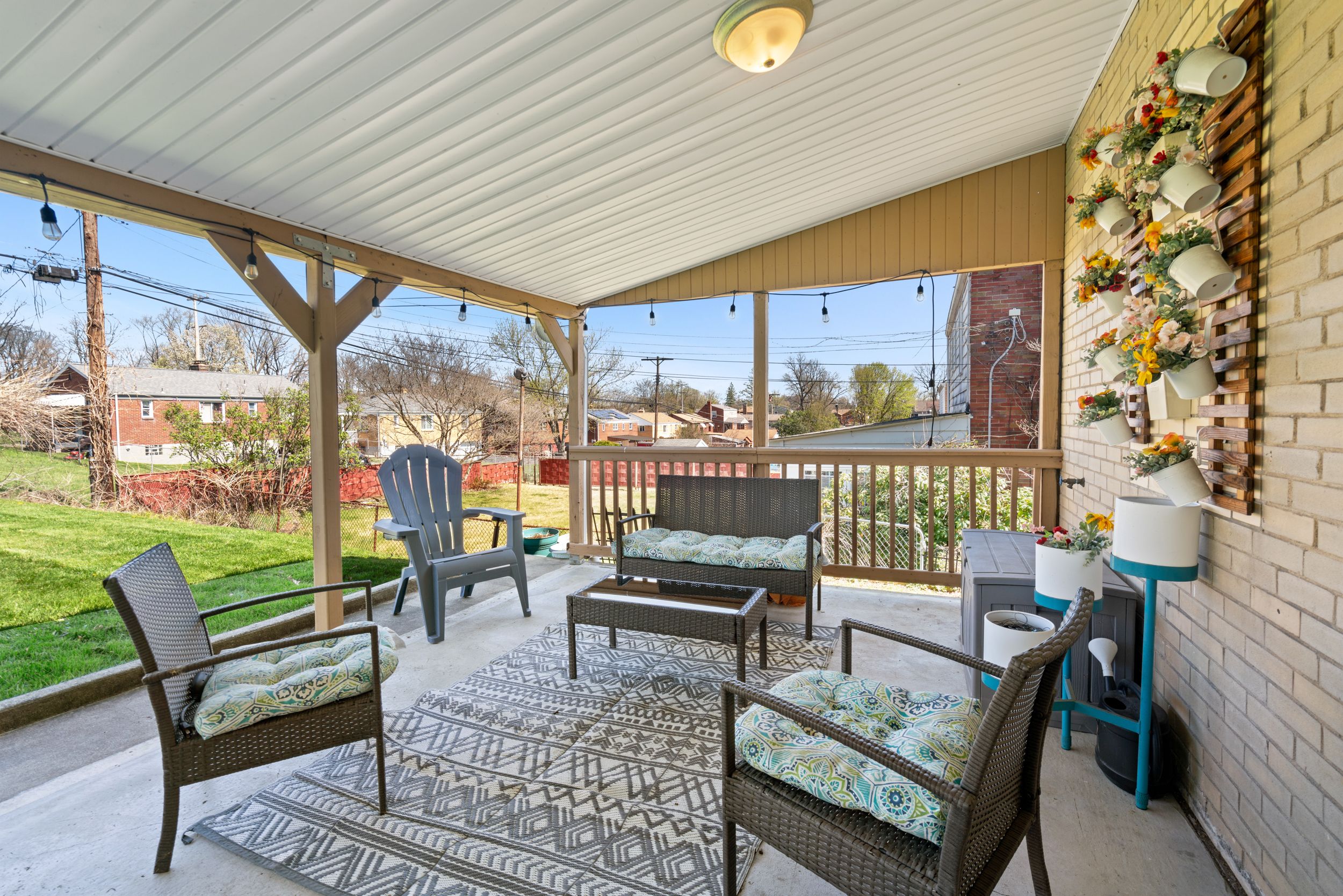  460 Jenne Drive, Pittsburgh, PA 15236 - 物件實景