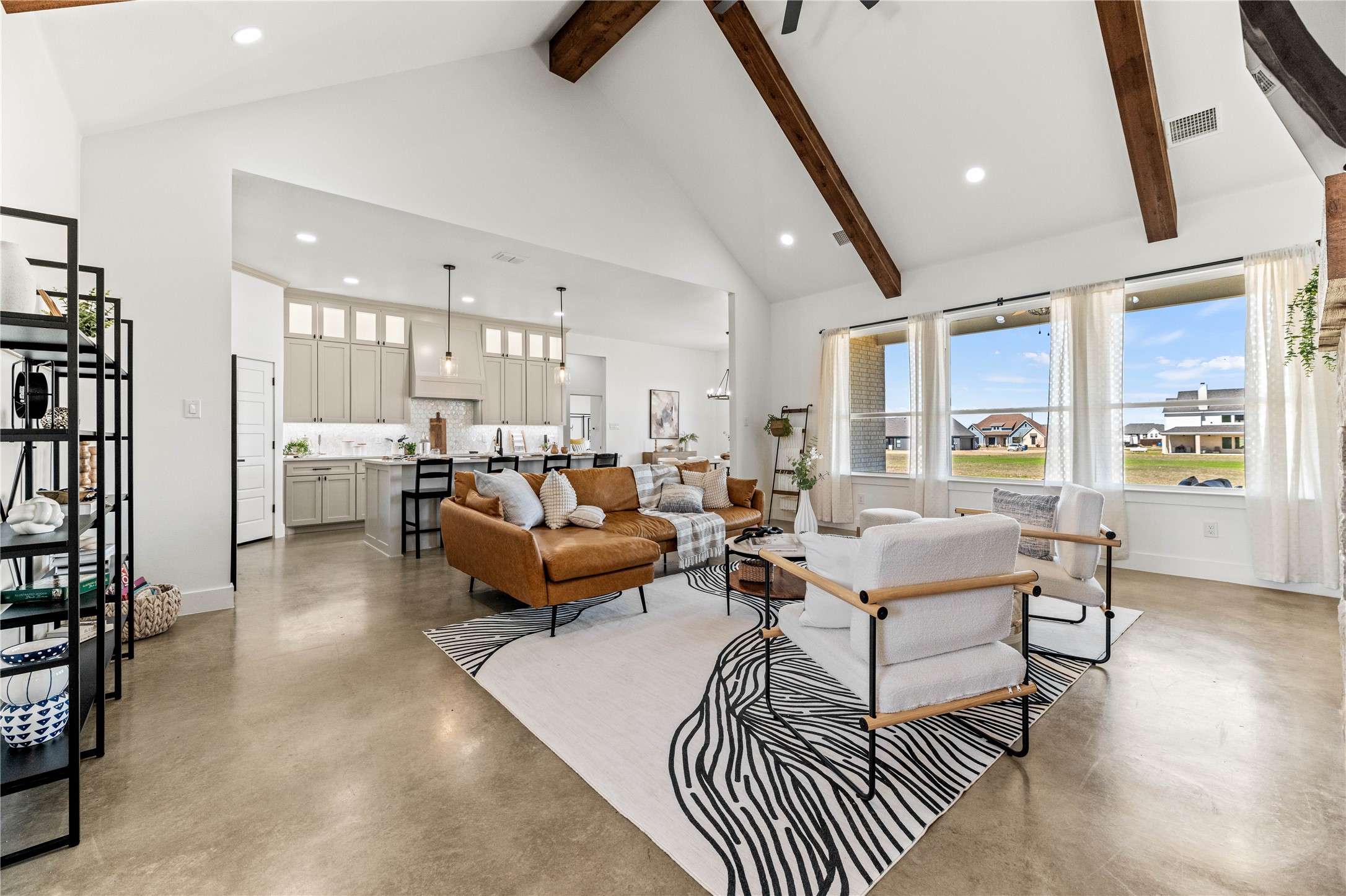 Waxahachie, Texas, 76064, United States, 4 Bedrooms Bedrooms, ,3 BathroomsBathrooms,Residential,For Sale,1857043