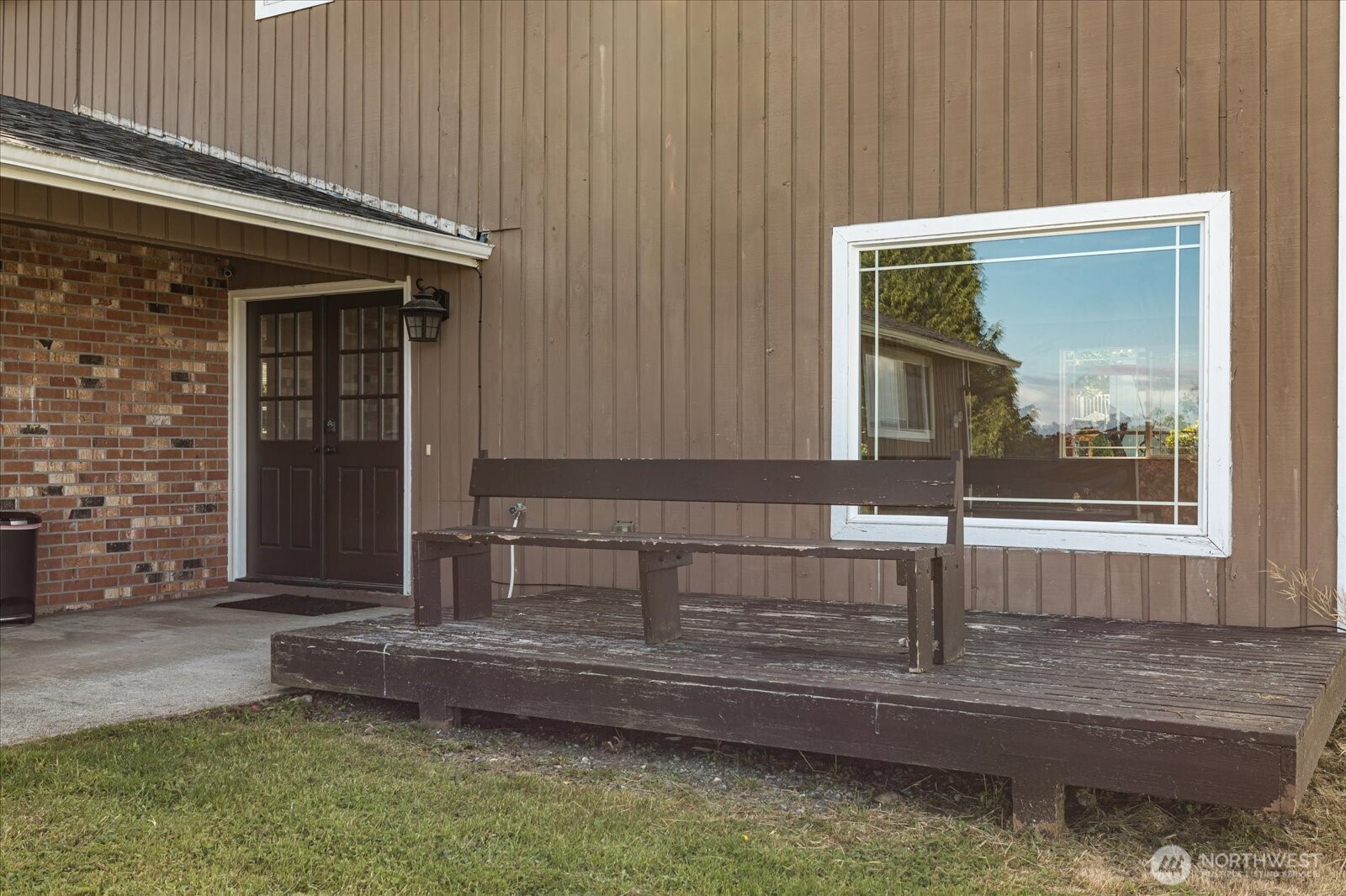 Oak Harbor, Washington, 98277, United States, 3 Bedrooms Bedrooms, ,2 BathroomsBathrooms,Residential,For Sale,1996156