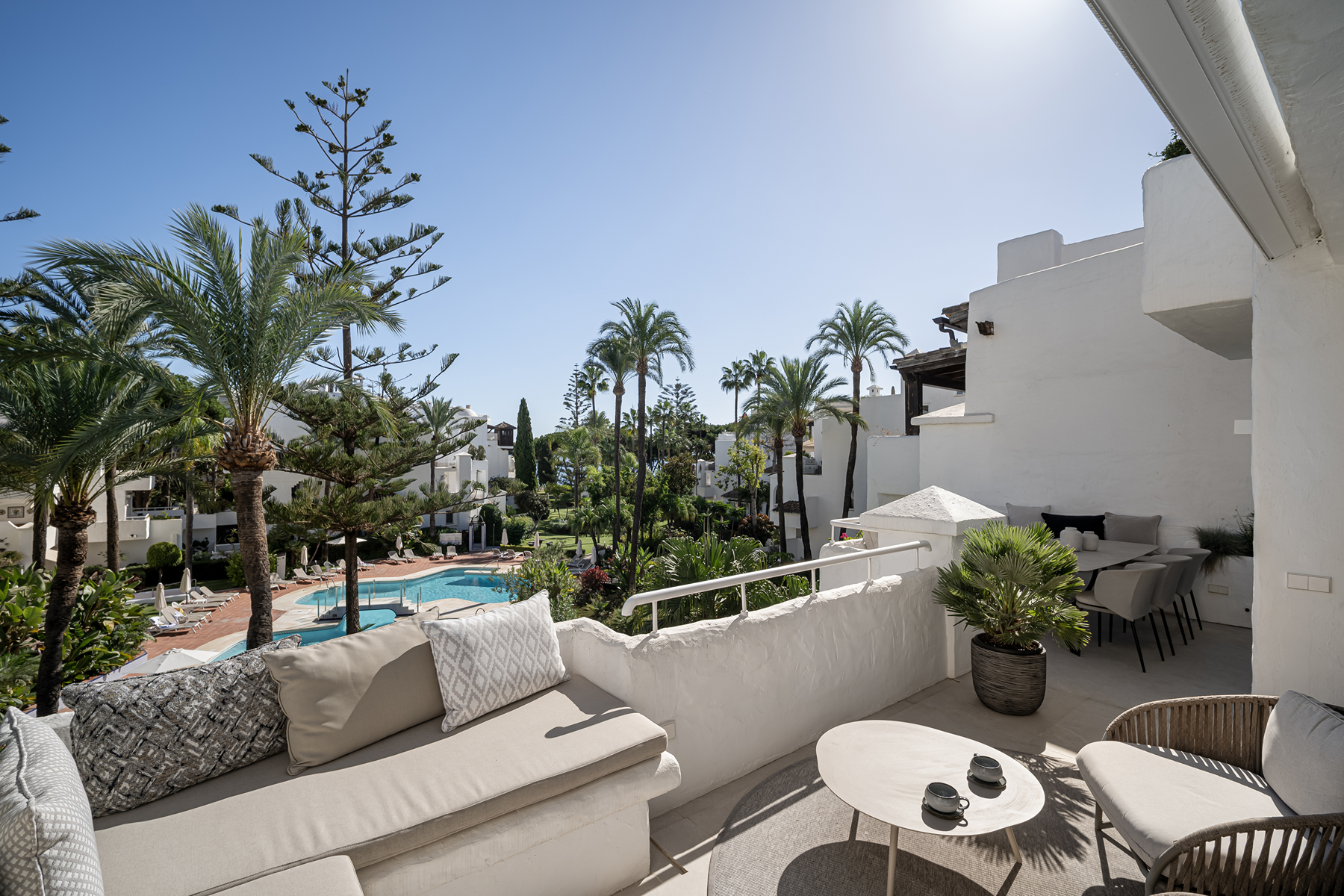  Elegant penthouse duplex with sea views on the beachfront - 物件實景