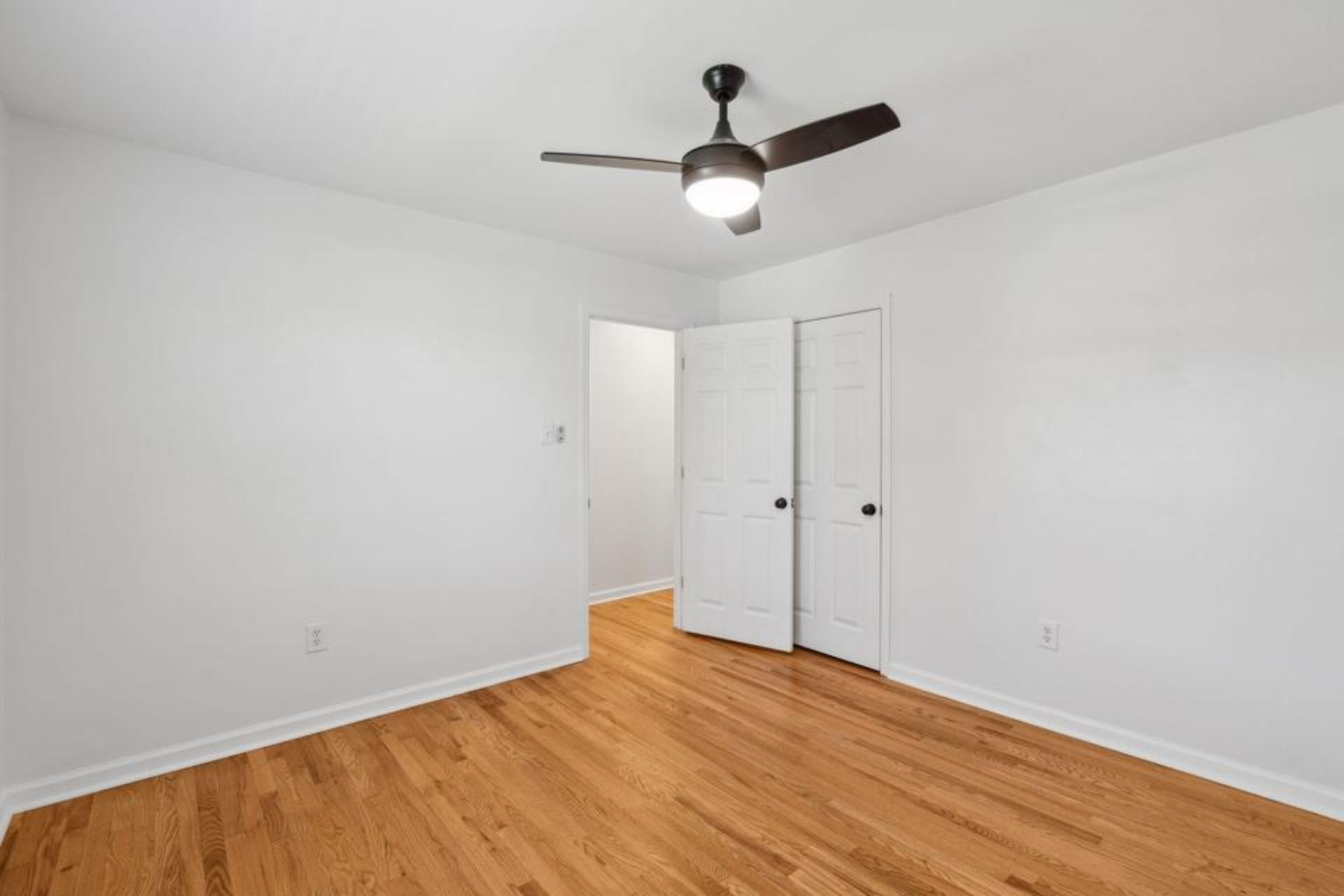  415 Parkdale Drive 8E - 物件實景