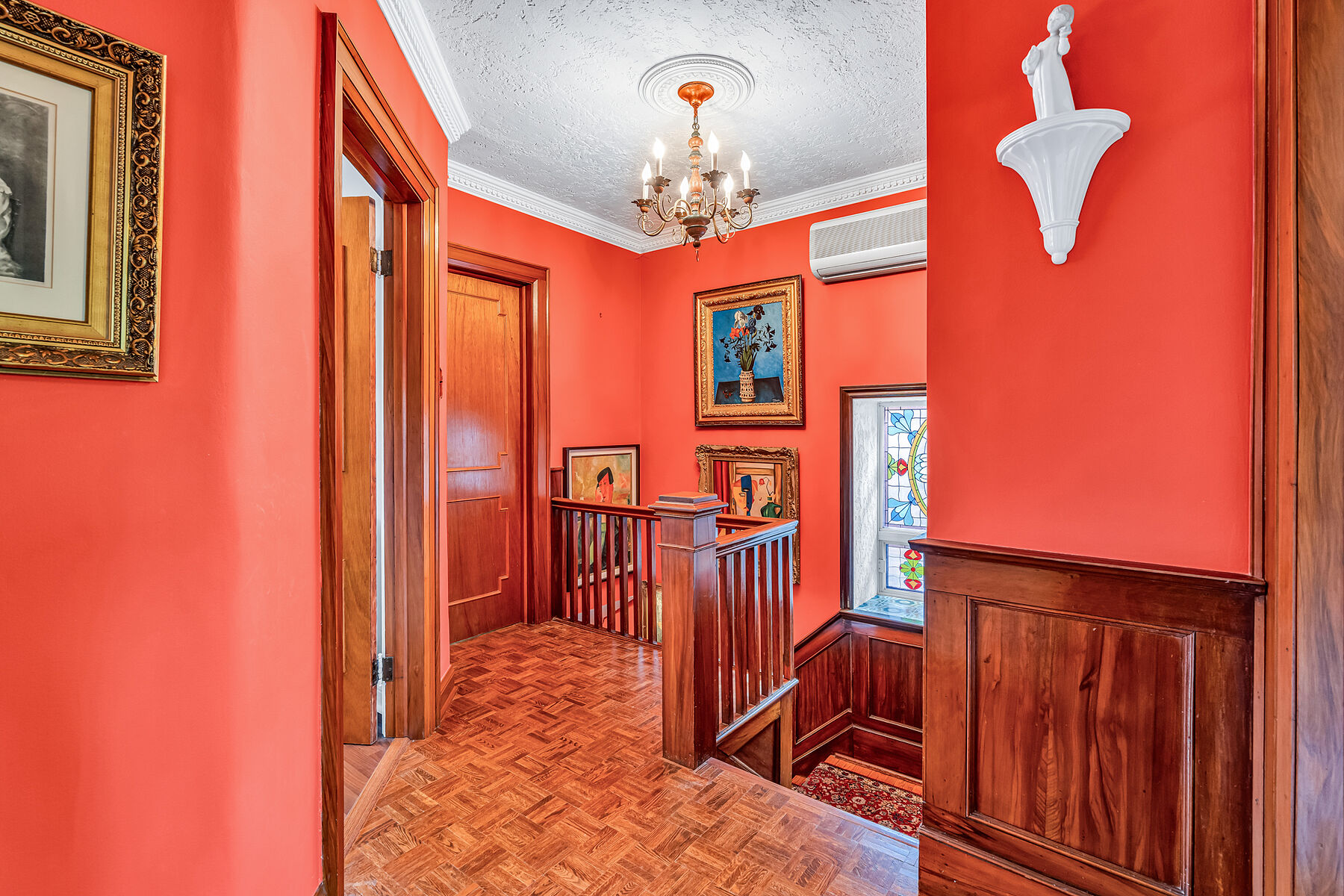 Allenby Family Home - 物件實景