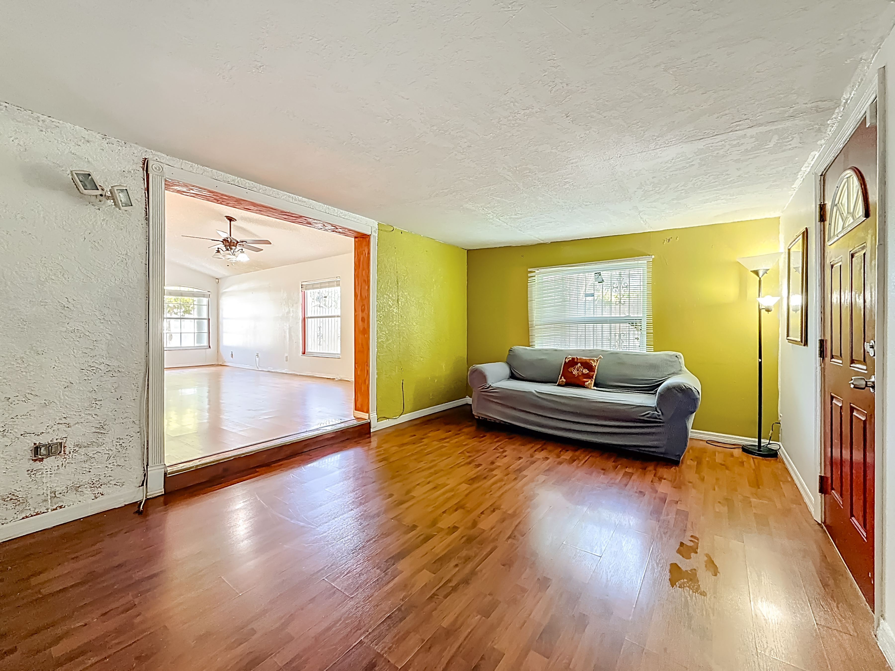 St. Petersburg, Florida, 33713, United States, 4 Bedrooms Bedrooms, ,2 BathroomsBathrooms,Residential,For Sale,2005721