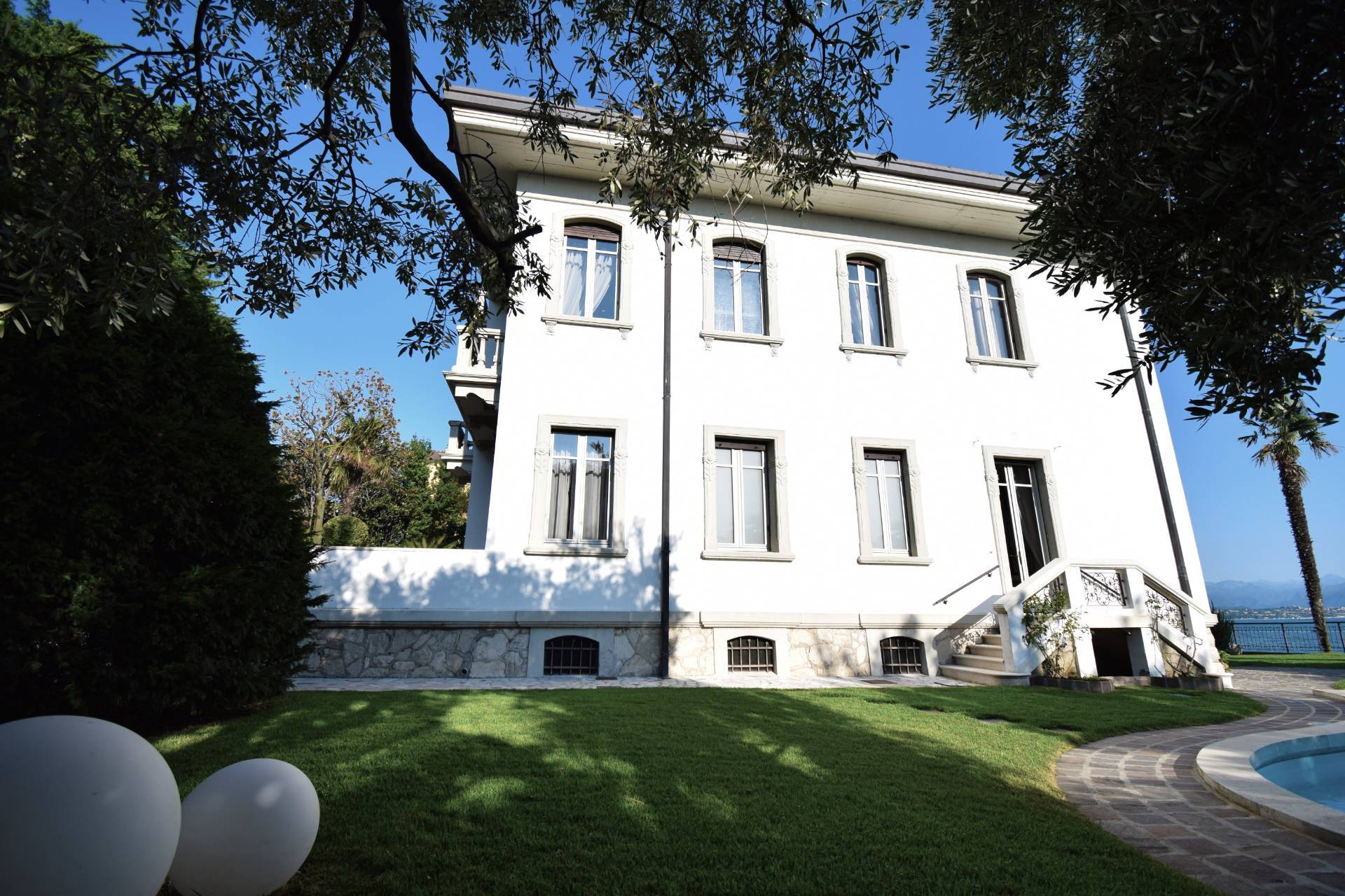 Desenzano del Garda, Brescia, 25015, IT, 4 Bedrooms Bedrooms, ,4 BathroomsBathrooms,Residential,For Sale,1826447