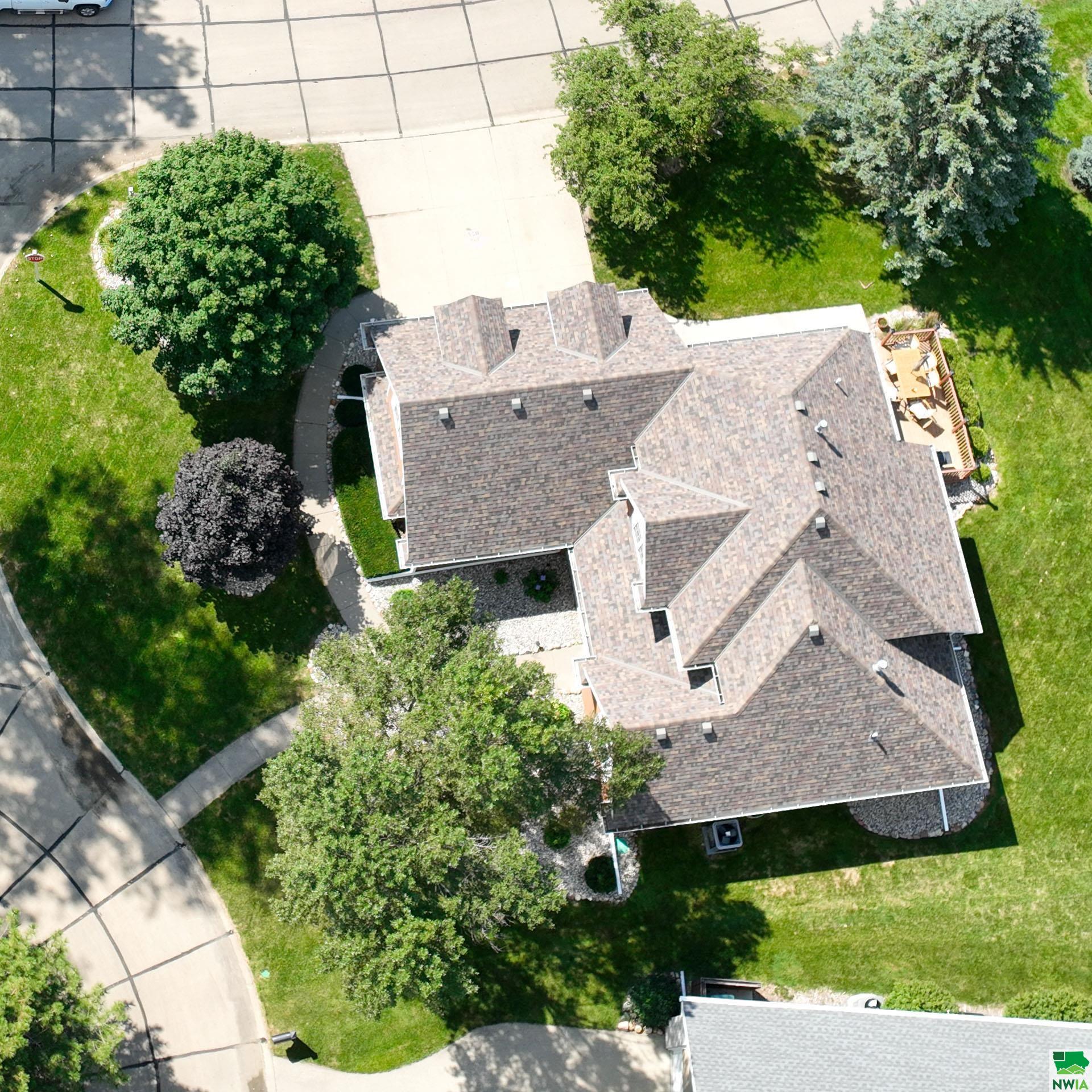 Dakota Dunes, South Dakota, 57049, United States, 5 Bedrooms Bedrooms, ,4 BathroomsBathrooms,Residential,For Sale,1928249